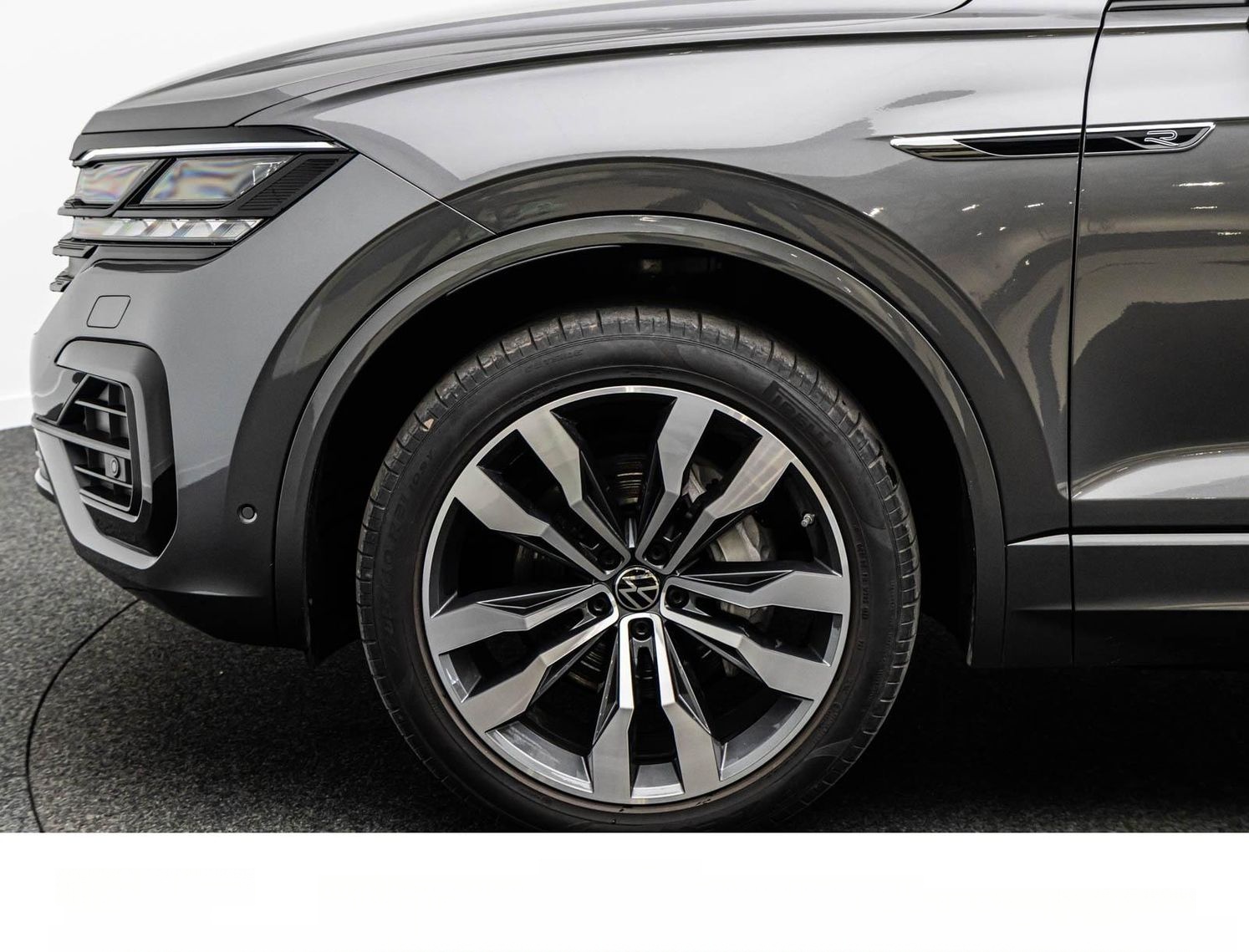 Volkswagen TOUAREG 3.0TDi R-LINE 4M IQ-L./ACC/HuD/PANO/360° foto 13