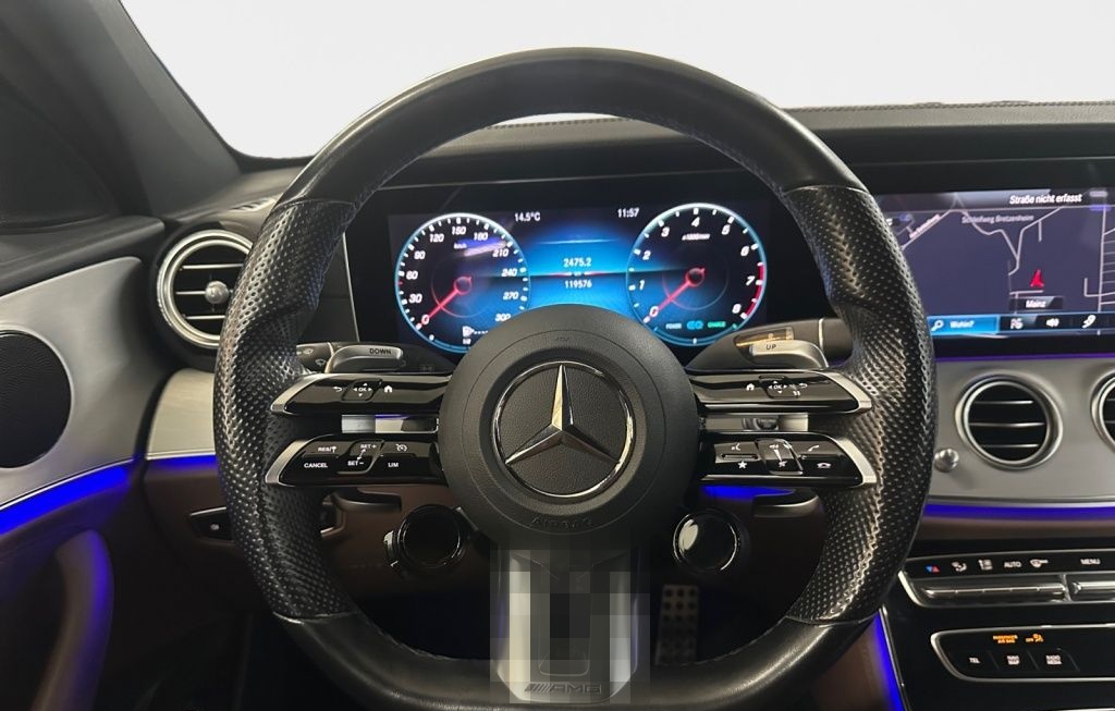 Mercedes-Benz AMG E 53 4M T LED, Kamera Leder Nappa Nussbaum T foto 13