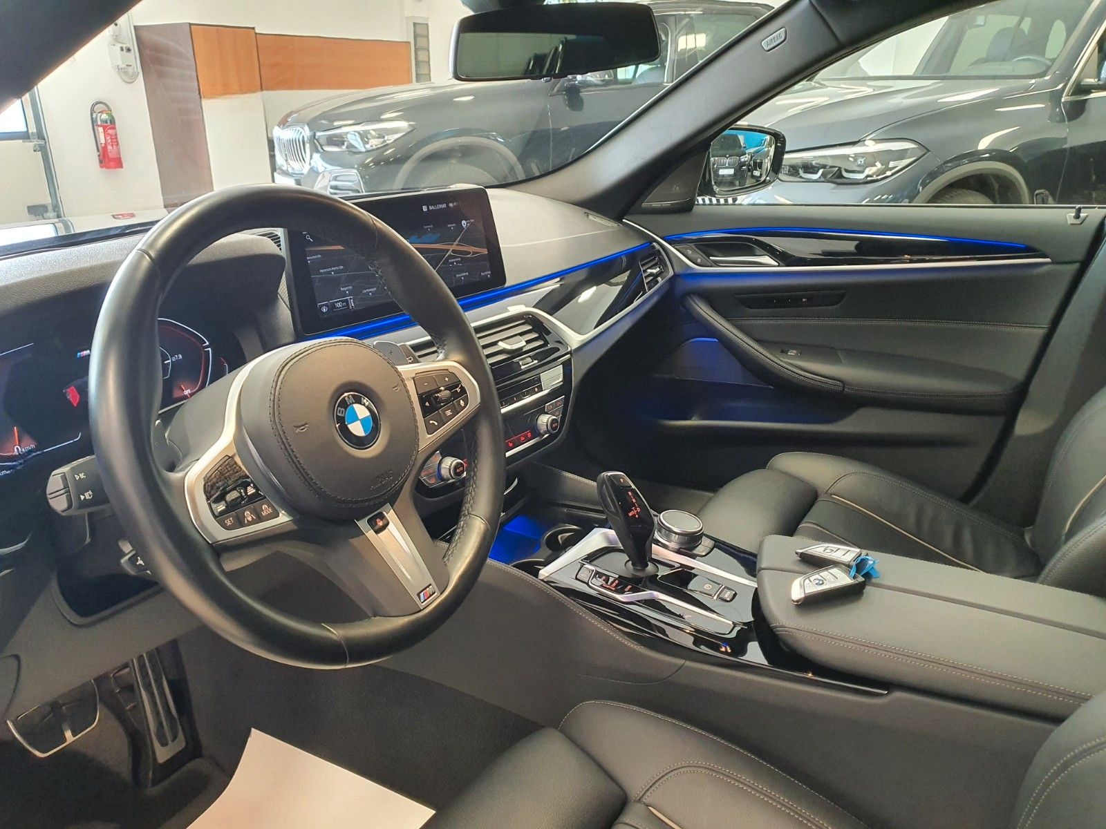 BMW 530dxD/Aut/HUD/Laser/P&DRivAsPro/M-SportProf foto 17