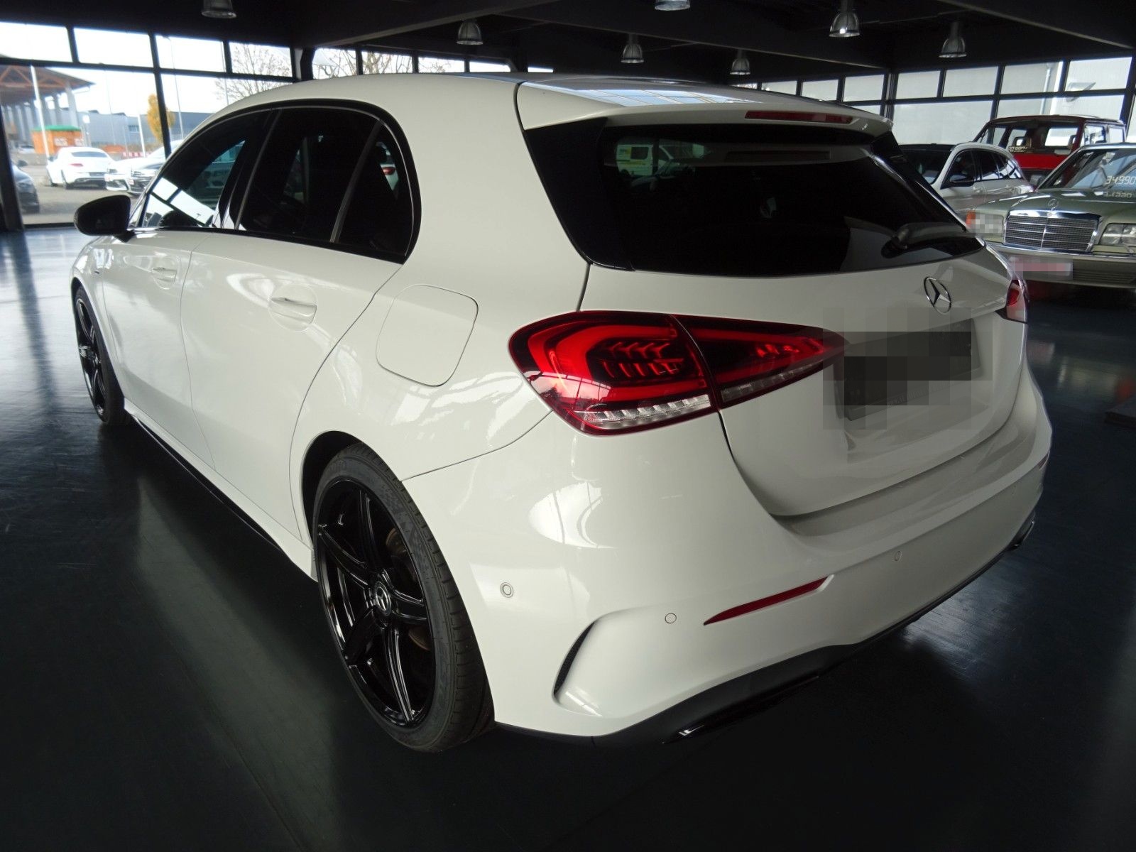 Mercedes-Benz A 180 Special-Edition & AMG line/ Navi/ LED/ PDC foto 17