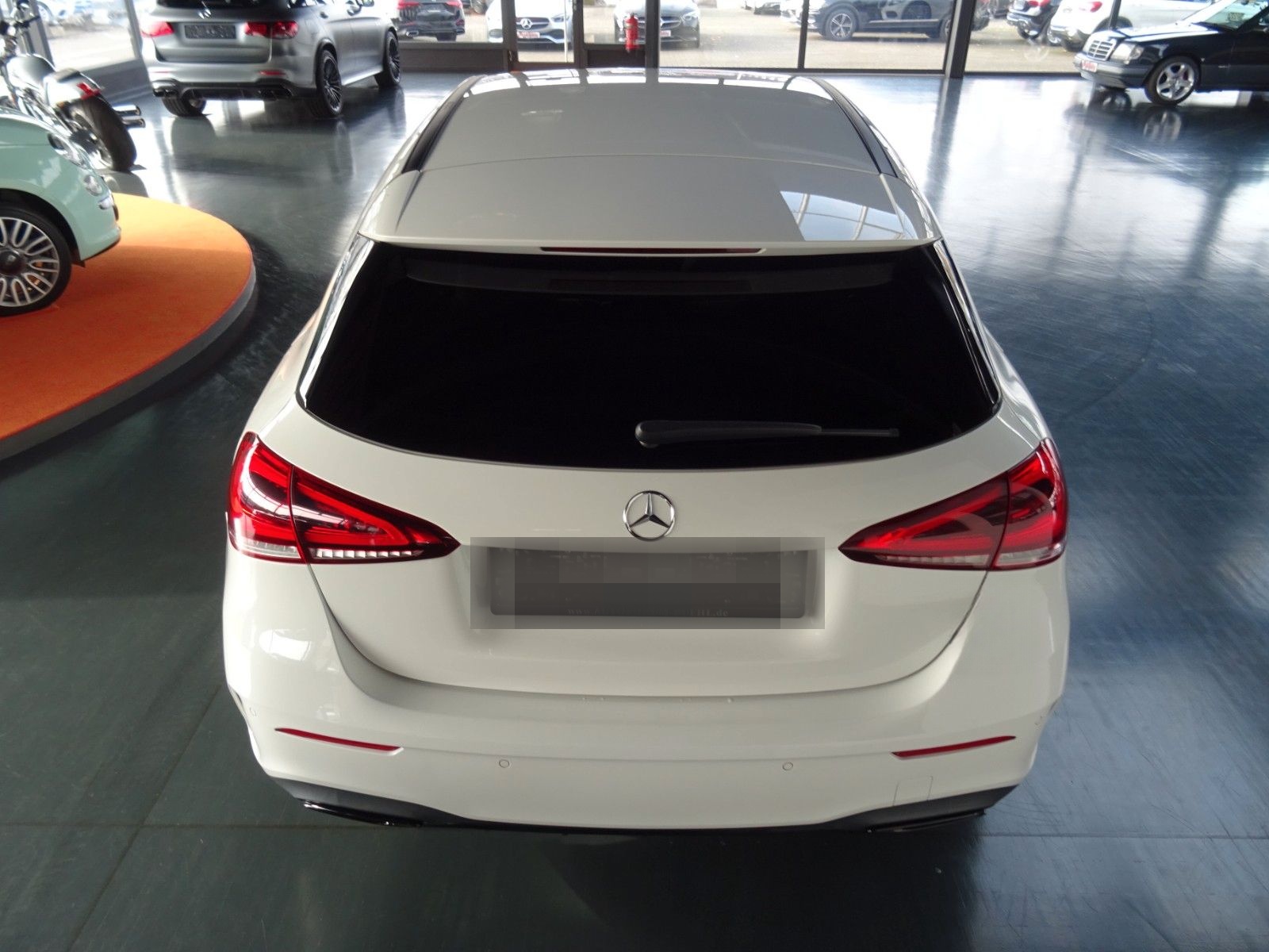 Mercedes-Benz A 180 Special-Edition & AMG line/ Navi/ LED/ PDC foto 21
