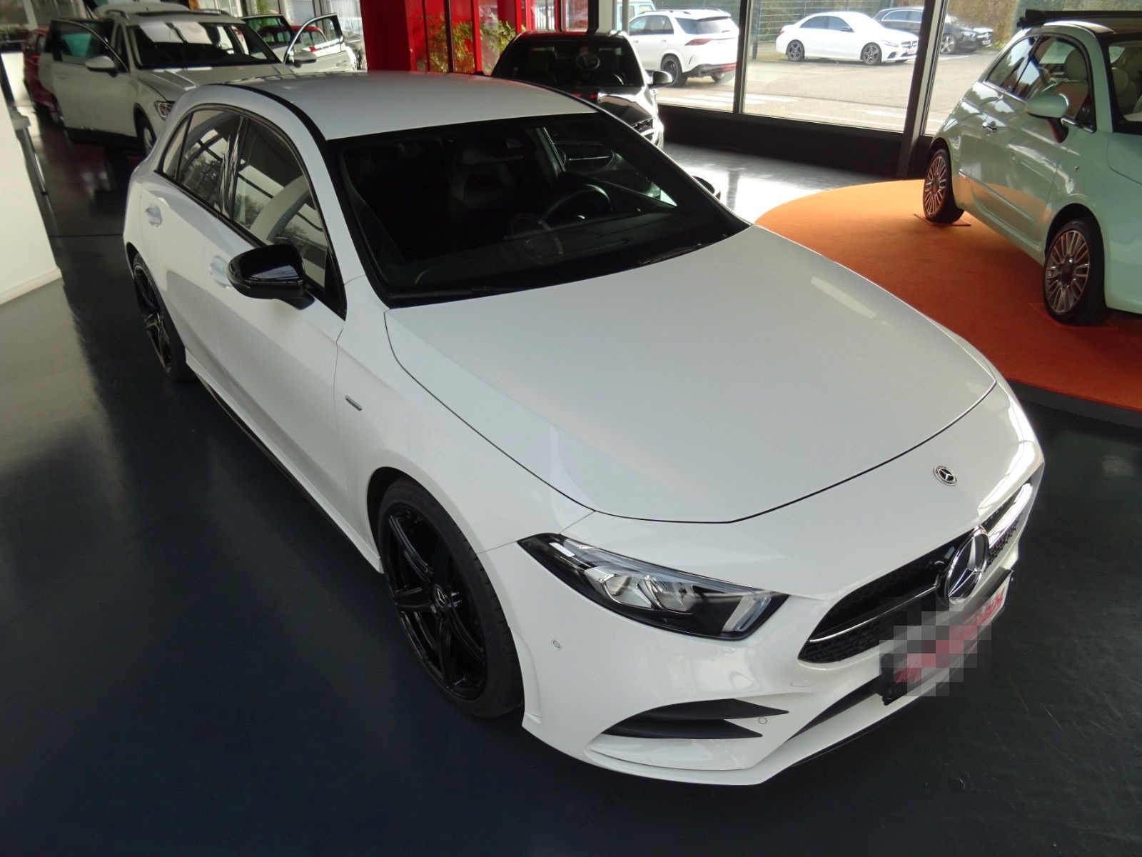 Mercedes-Benz A 180 Special-Edition & AMG line/ Navi/ LED/ PDC foto 9
