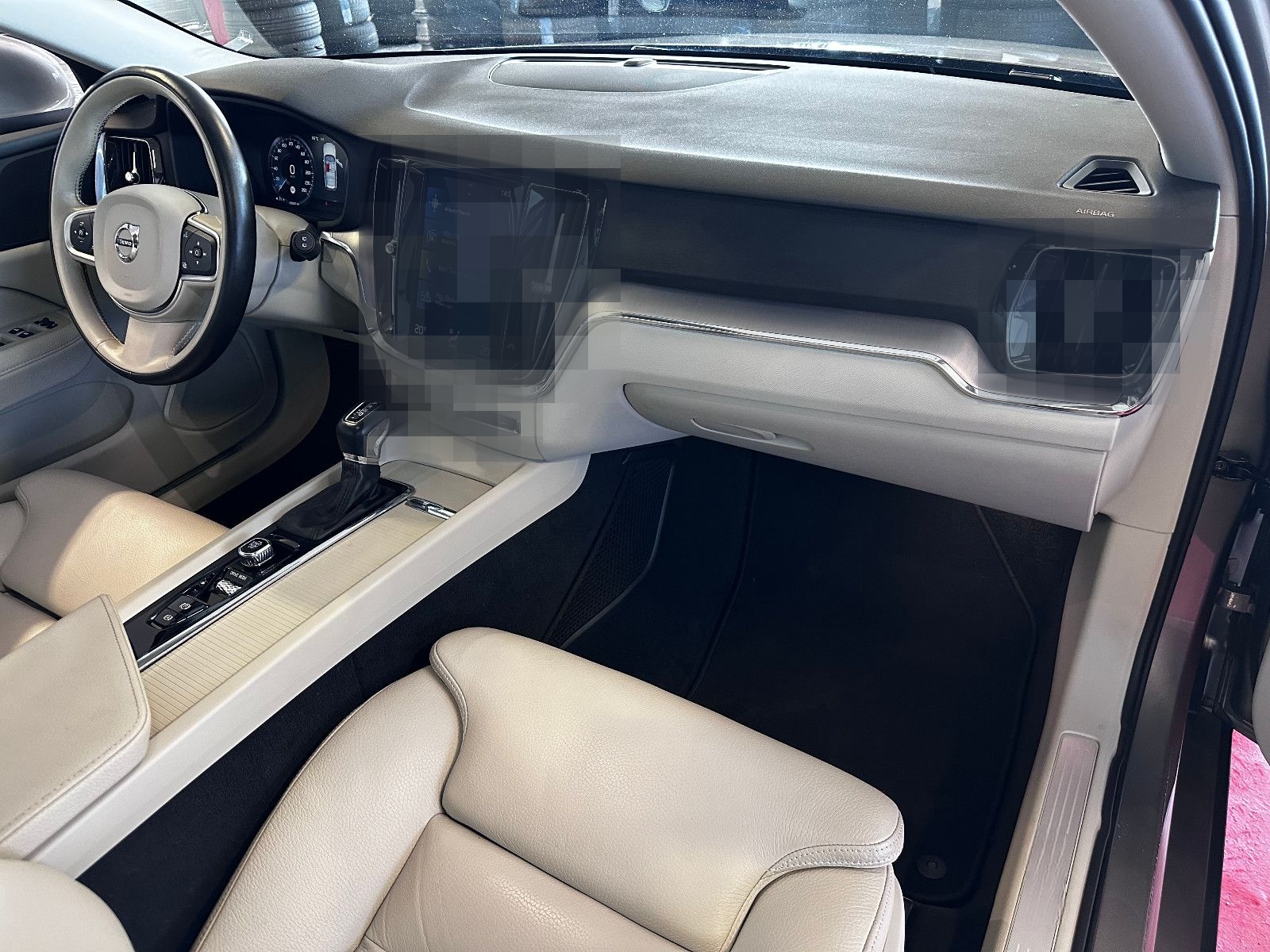 Volvo V60 Momentum Pro //Leder//LED//Navi// foto 12