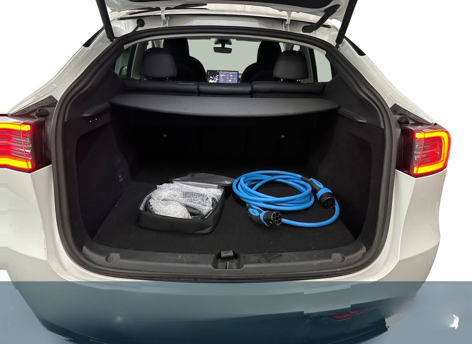 Tesla Model Y Long Range Dual Motor AWD foto 6
