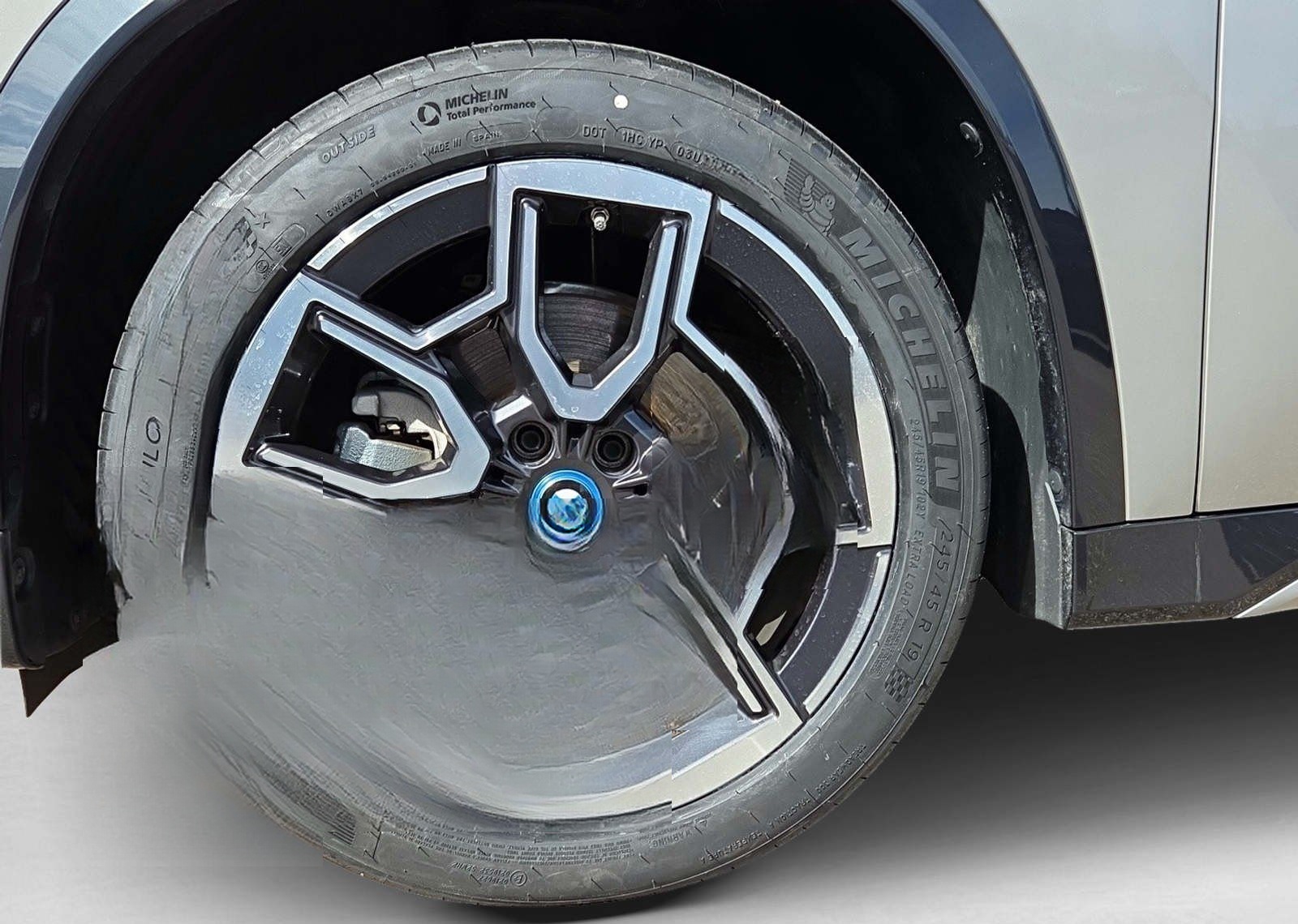 BMW iX1 xDrive30 xLine foto 6