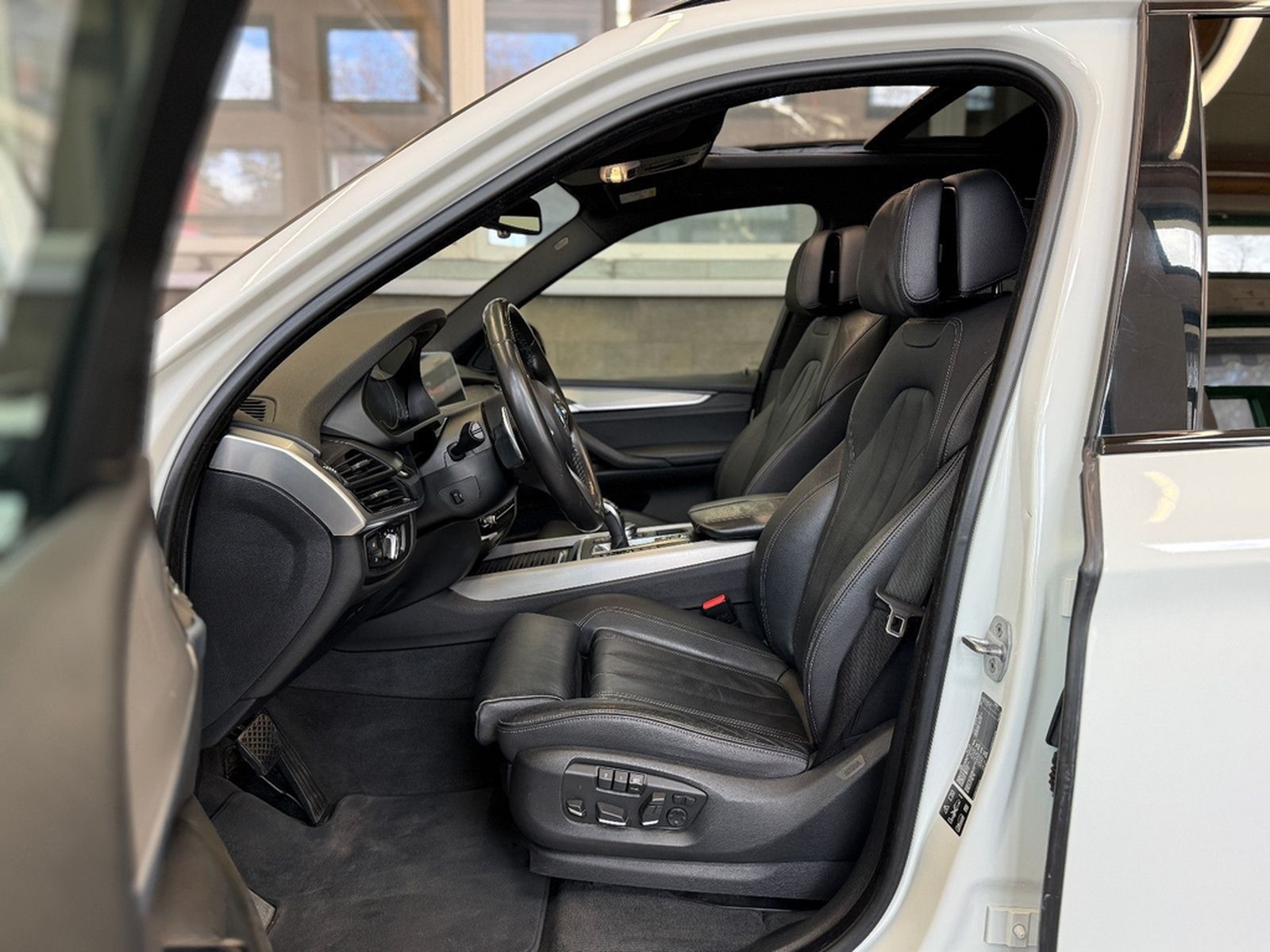 BMW X5 xDrive 30 d HUD PANO foto 2