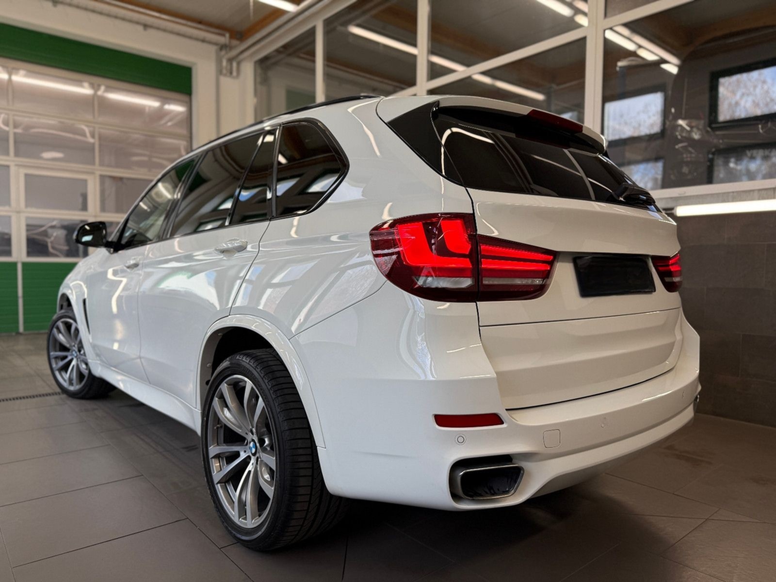 BMW X5 xDrive 30 d HUD PANO foto 11