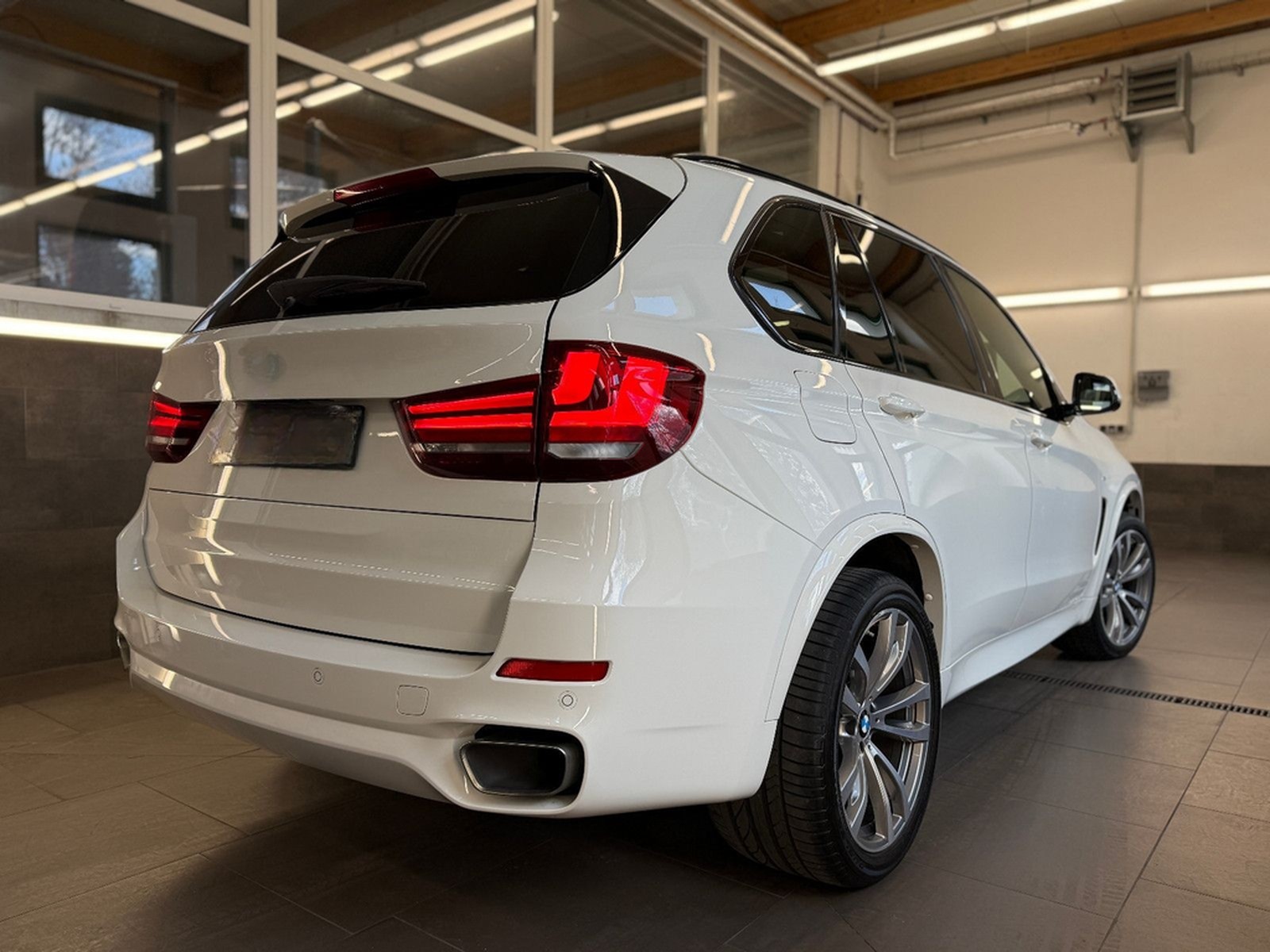 BMW X5 xDrive 30 d HUD PANO foto 17