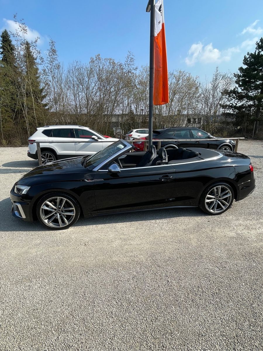 Audi S5 Cabriolet 3.0 TFSI quattro, Navi, Kamera foto 2