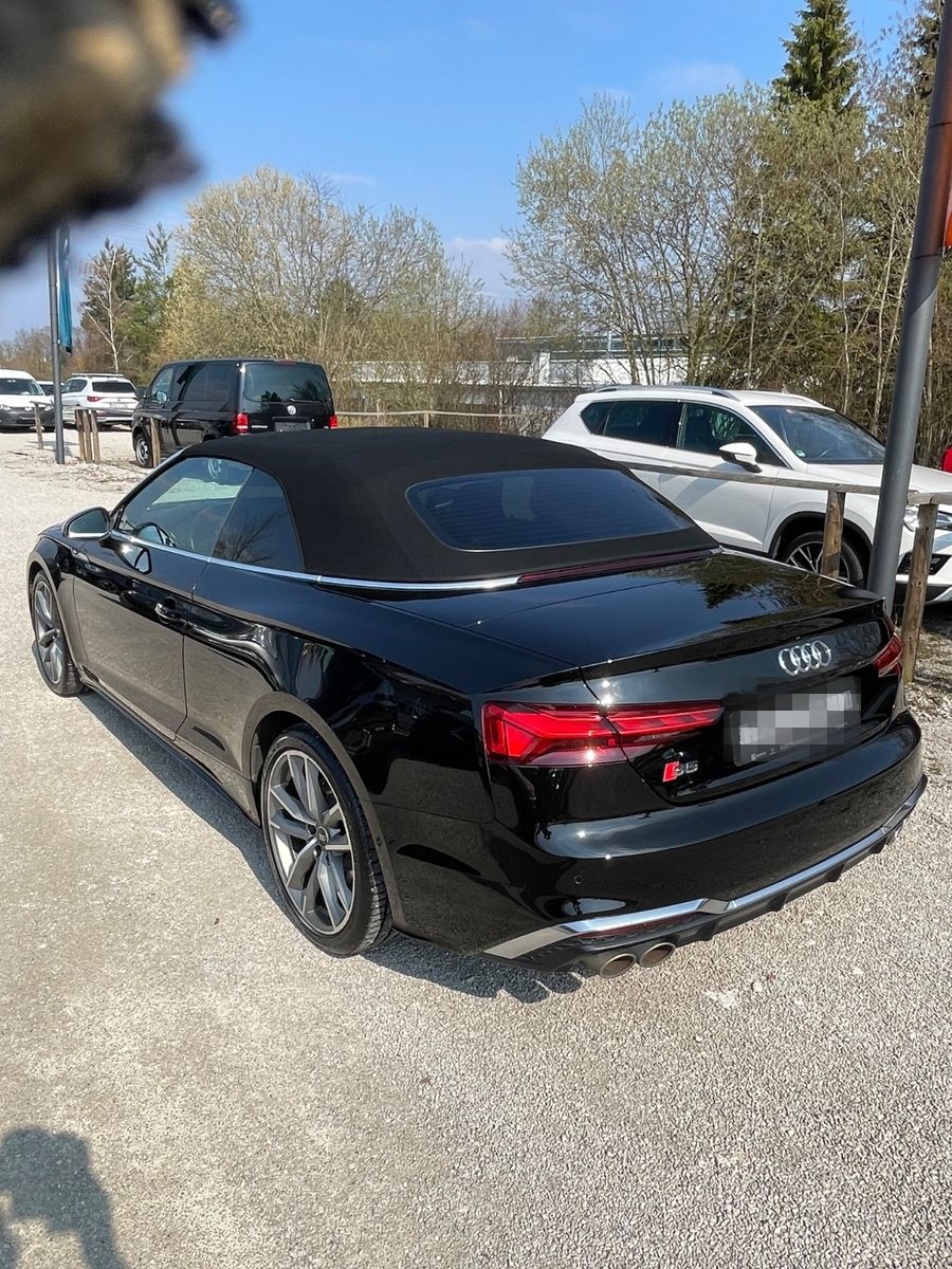 Audi S5 Cabriolet 3.0 TFSI quattro, Navi, Kamera foto 11