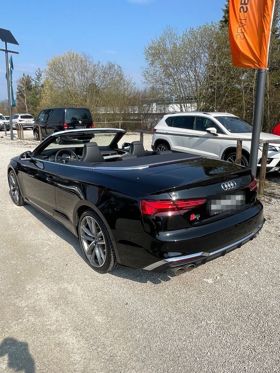Audi S5 Cabriolet 3.0 TFSI quattro, Navi, Kamera foto 3