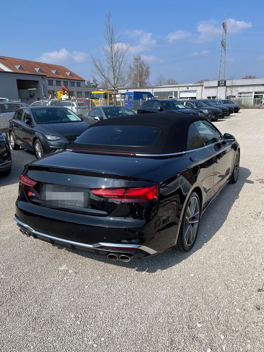 Audi S5 Cabriolet 3.0 TFSI quattro, Navi, Kamera foto 9