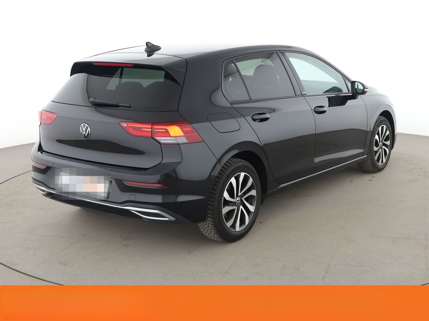 Volkswagen Golf VIII 1.5 TSI ACT Active*NAVI*HUD*LED*ACC* foto 6