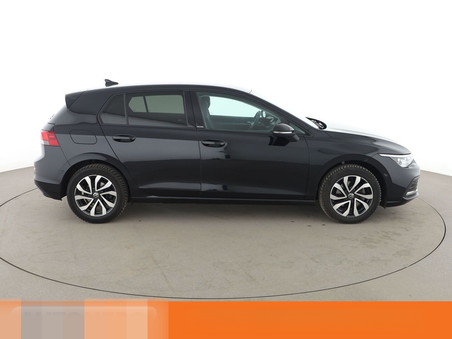 Volkswagen Golf VIII 1.5 TSI ACT Active*NAVI*HUD*LED*ACC* foto 7