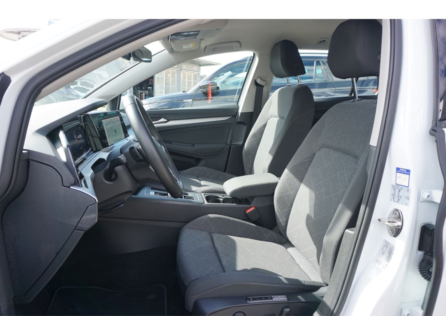 Volkswagen Golf Variant 2.0 TDI Life DSG Navi ACC LED DAB S foto 17