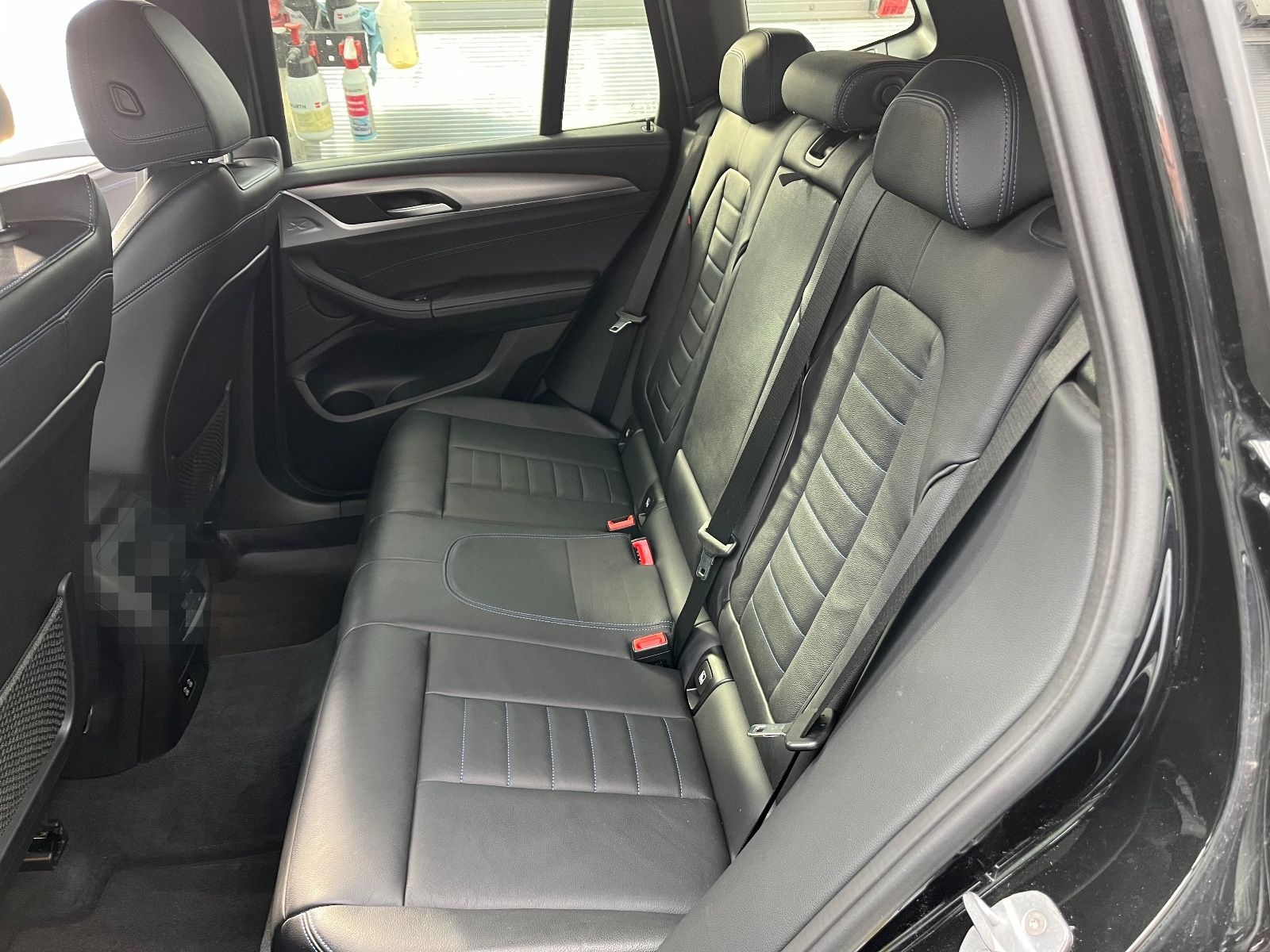 BMW X3 30d M Paket LivePR HUD Hifi Pano STHZ AHK 19 foto 11