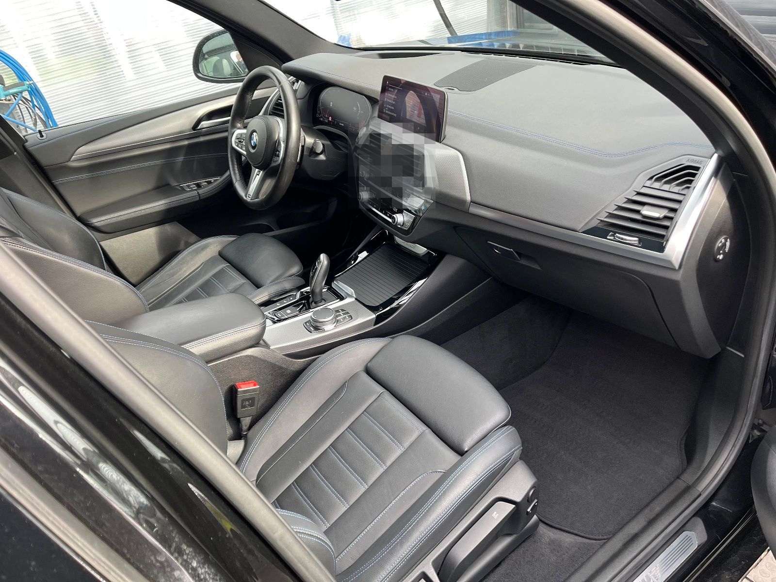 BMW X3 30d M Paket LivePR HUD Hifi Pano STHZ AHK 19 foto 14