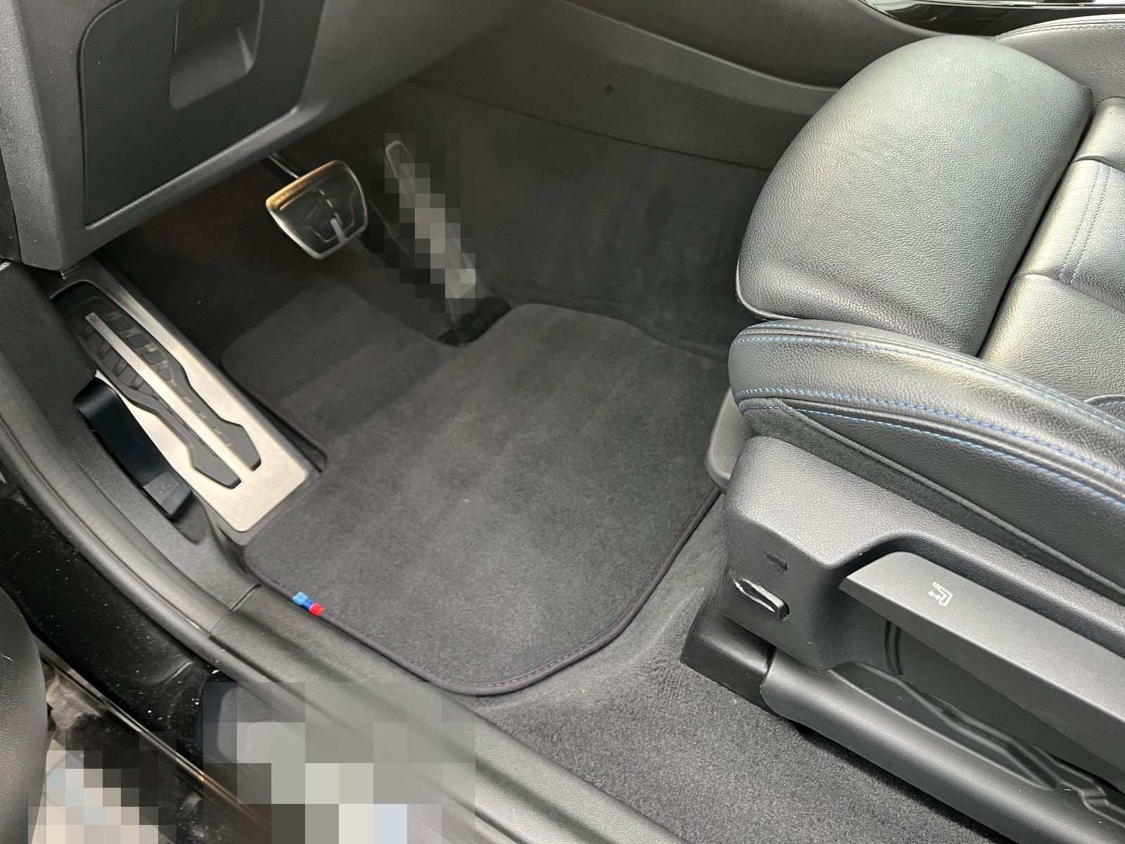 BMW X3 30d M Paket LivePR HUD Hifi Pano STHZ AHK 19 foto 20