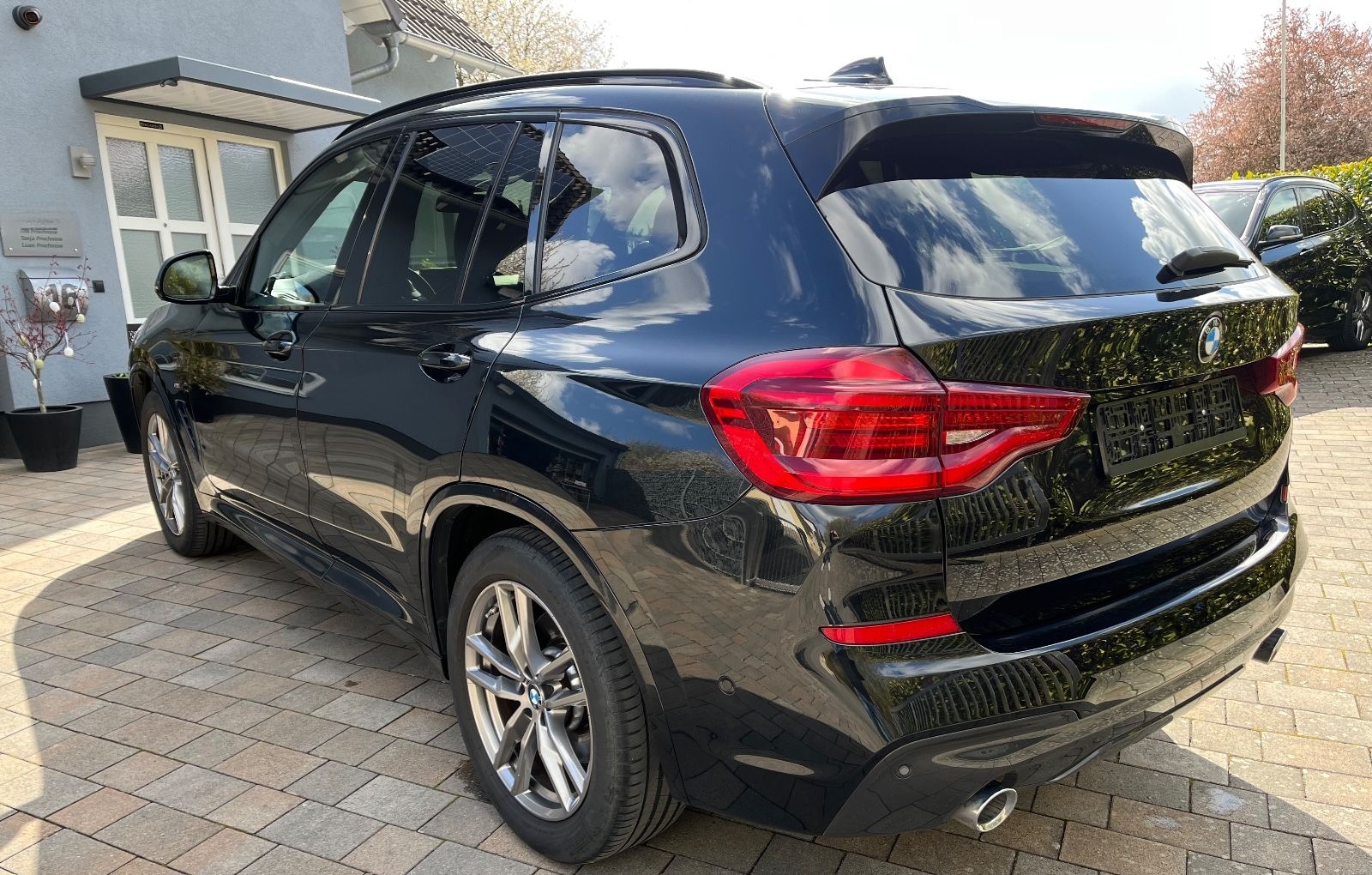 BMW X3 30d M Paket LivePR HUD Hifi Pano STHZ AHK 19 foto 6