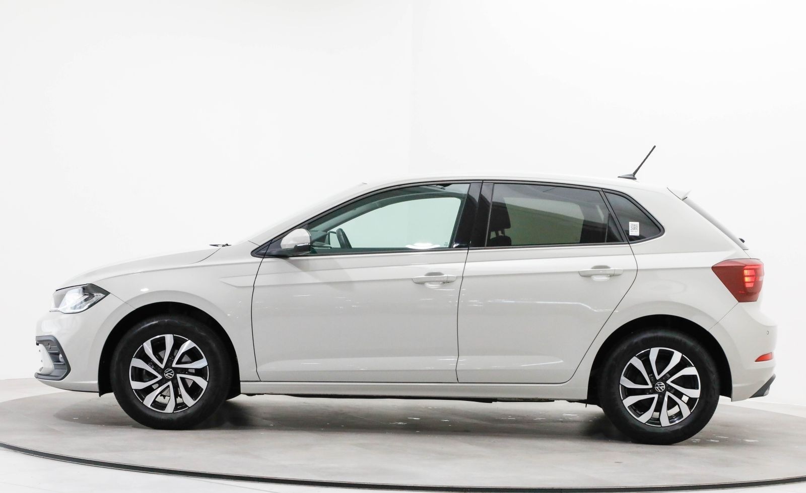 Volkswagen Polo 1.0 TSI Life CarPlay ACC Klima Navi SHZ PDC foto 13