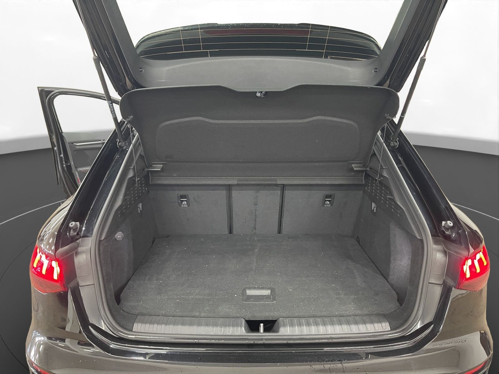 Audi S3 Sportback qu. LED LM 19" Leder PDC Tempomat foto 23