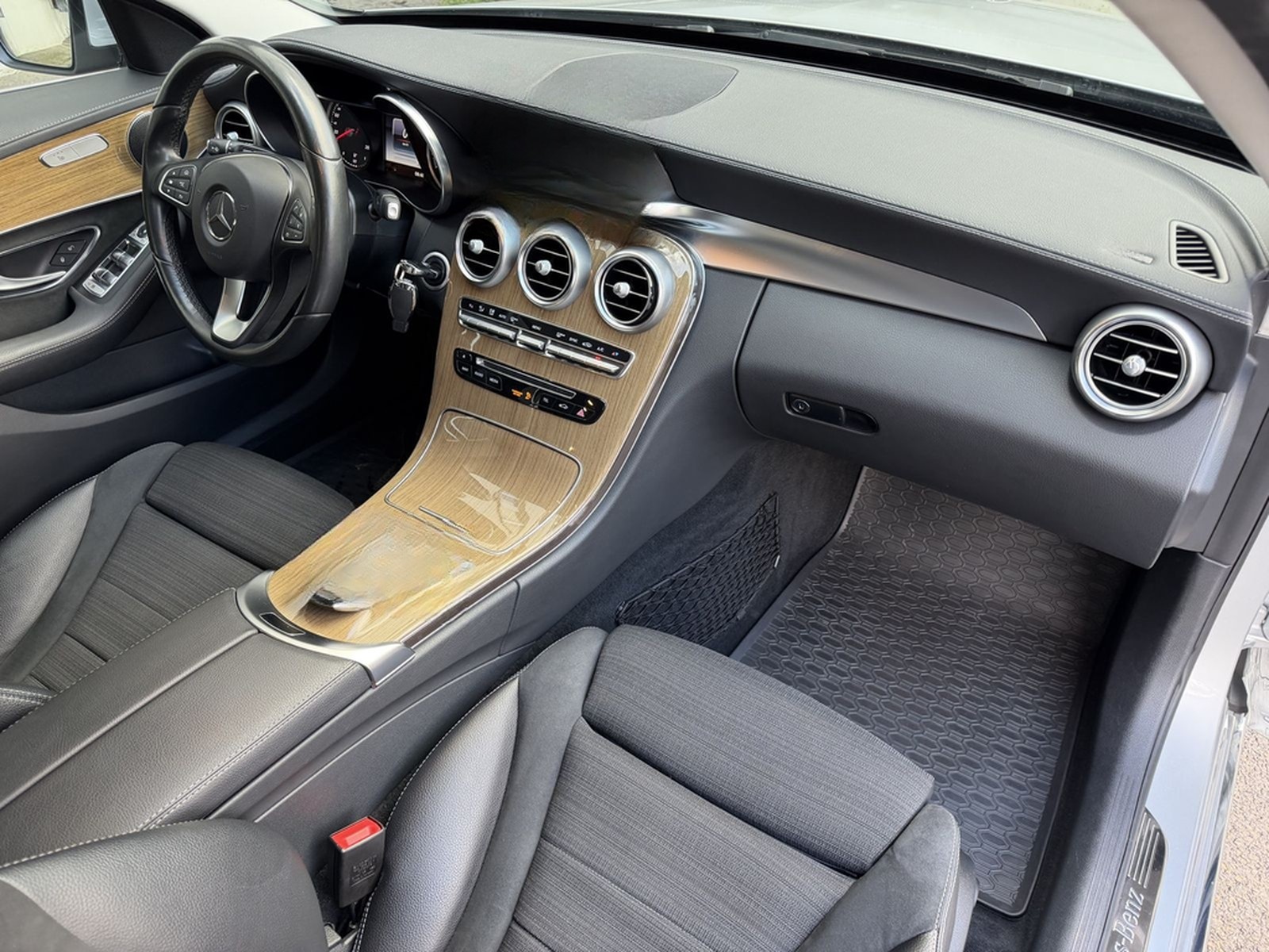 Mercedes-Benz C 180 T CGI Luxury LED Comand Sitzheizung AHK foto 25