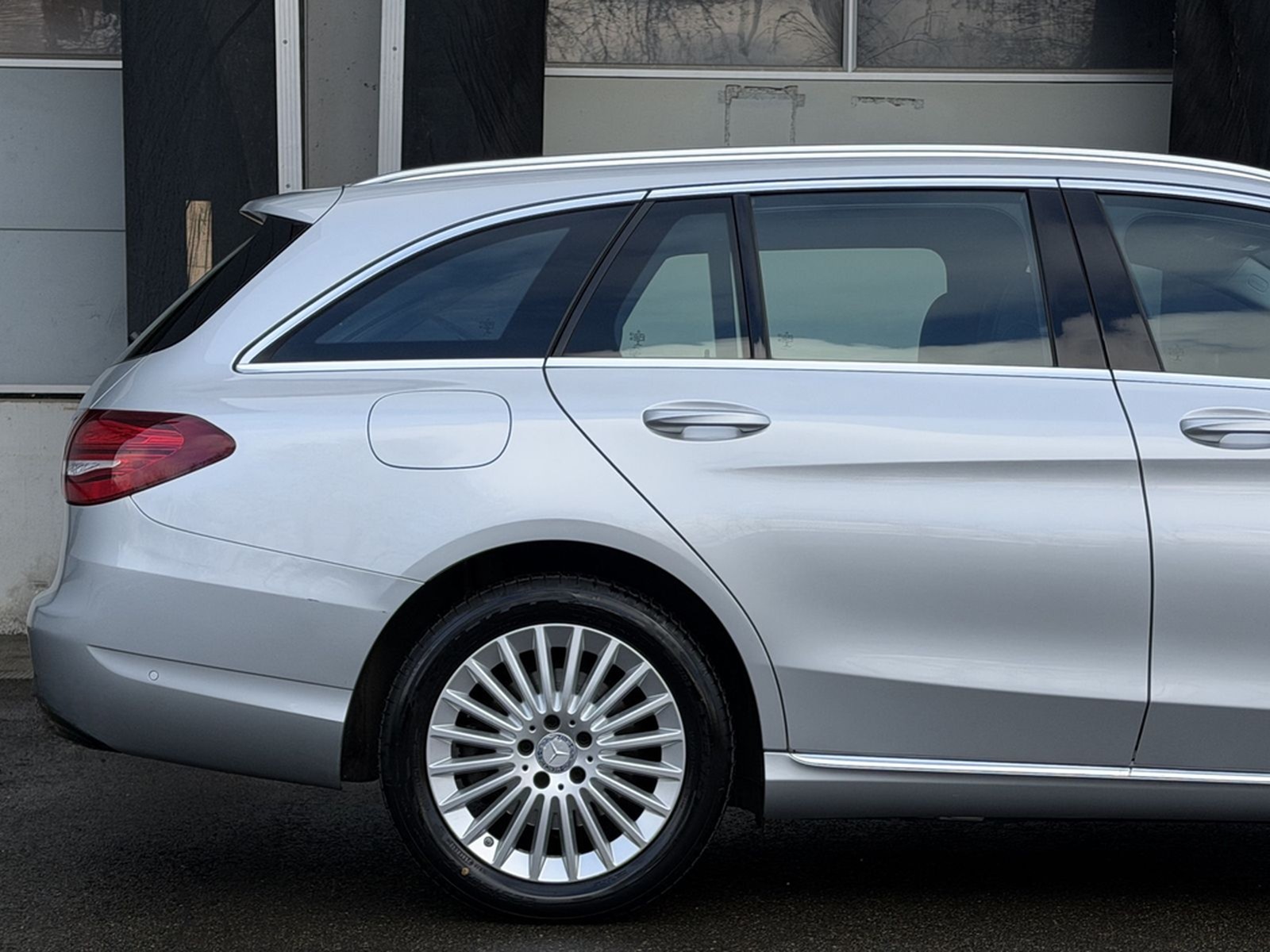 Mercedes-Benz C 180 T CGI Luxury LED Comand Sitzheizung AHK foto 29