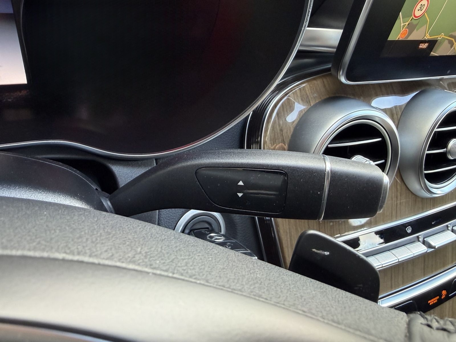 Mercedes-Benz C 180 T CGI Luxury LED Comand Sitzheizung AHK foto 37