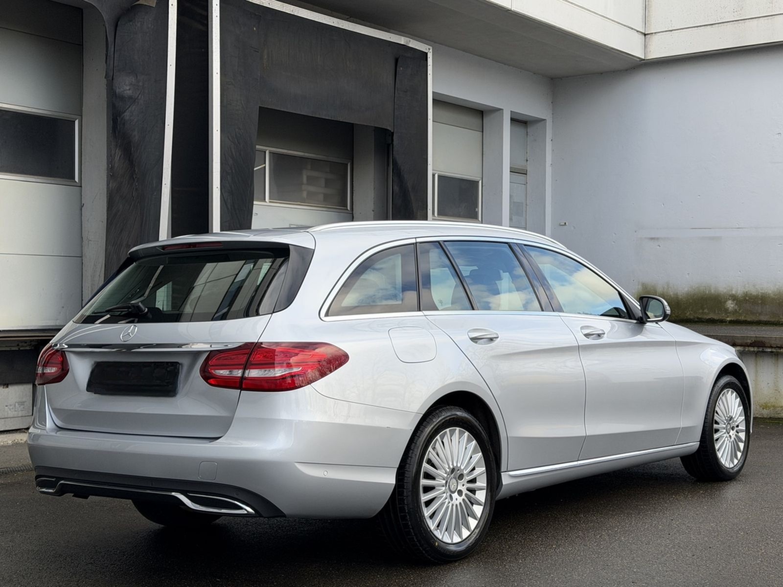 Mercedes-Benz C 180 T CGI Luxury LED Comand Sitzheizung AHK foto 6