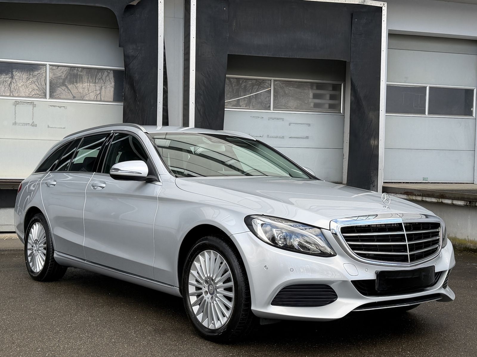 Mercedes-Benz C 180 T CGI Luxury LED Comand Sitzheizung AHK foto 9