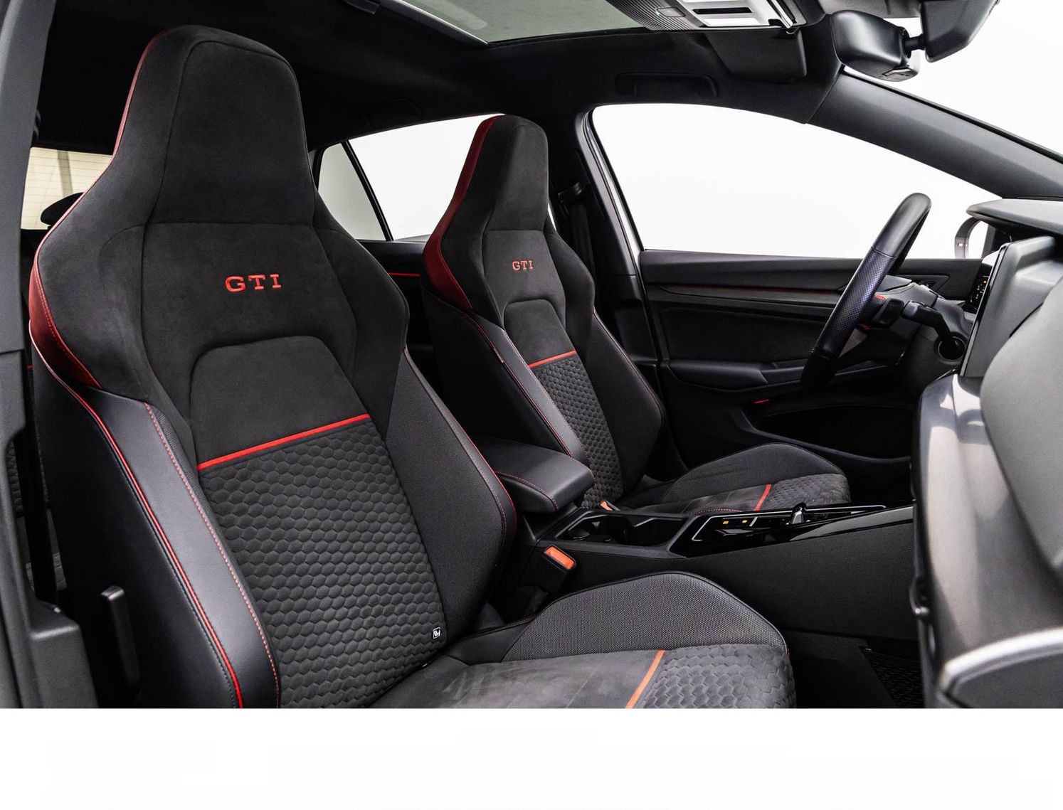 Volkswagen GOLF GTI CLUBSPORT BLACK STYLE 19Z/ACC/PANO/LED+ foto 21