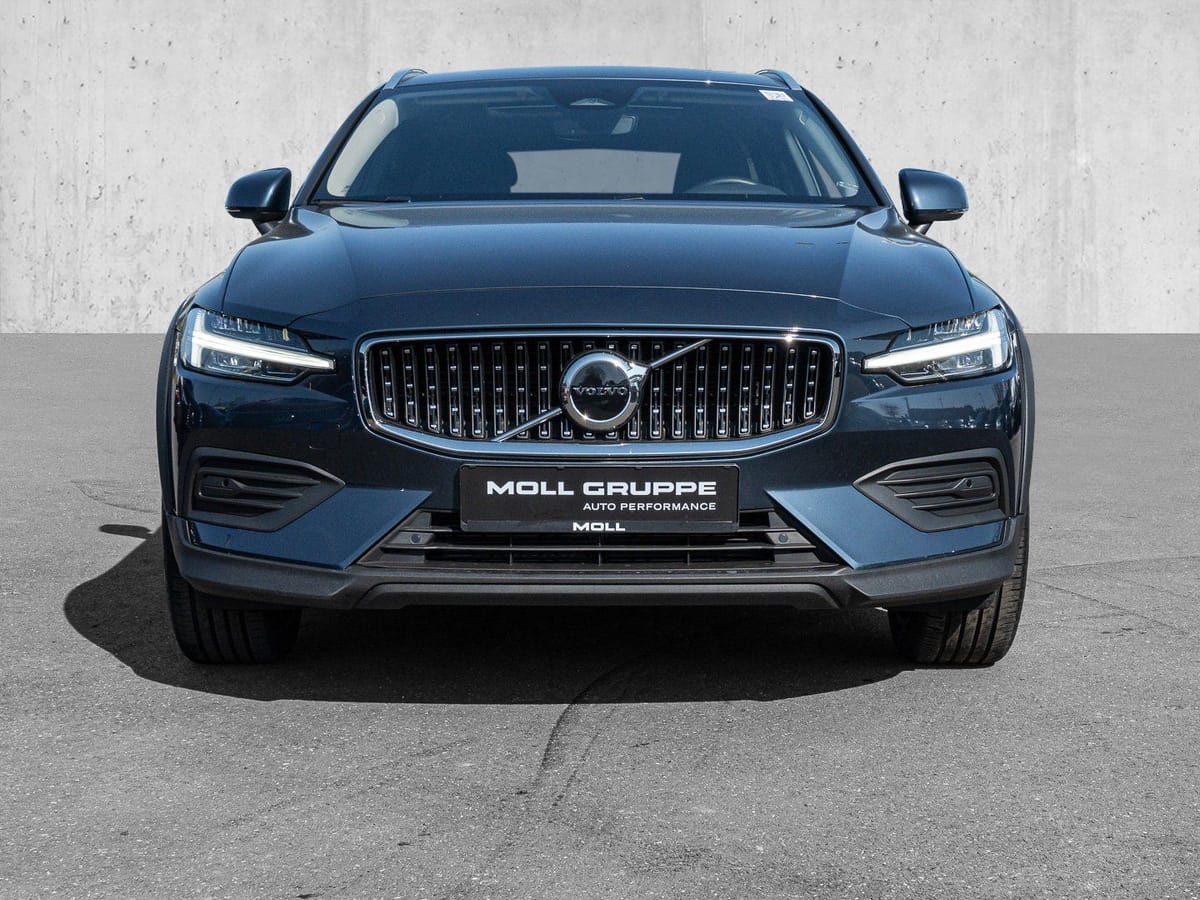 Volvo V60 Cross Country B4 D AWD Plus Bright PANO AHK foto 3