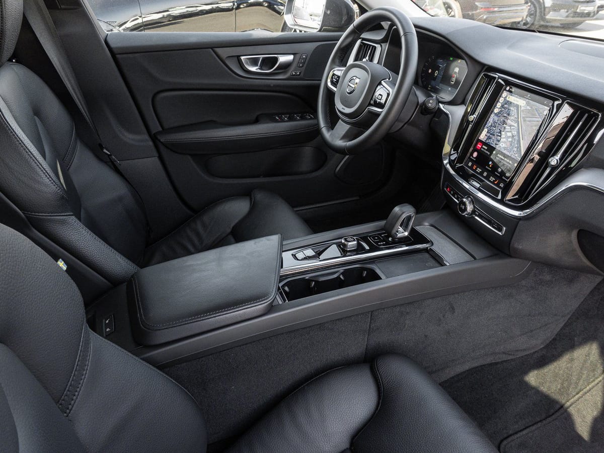 Volvo V60 Cross Country B4 D AWD Plus Bright PANO AHK foto 9