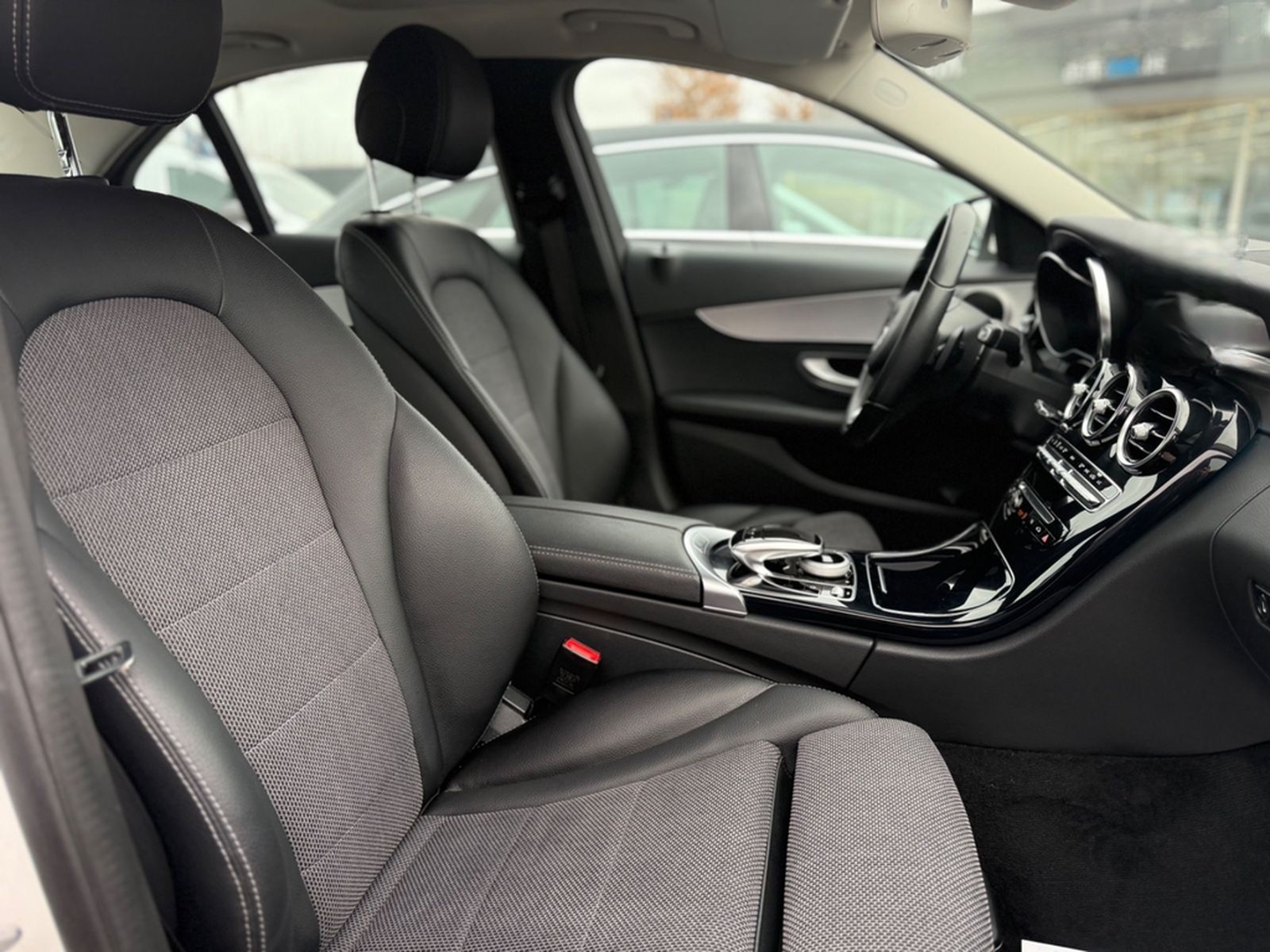 Mercedes-Benz C 200 Limousine *LED*NAVI*SHZ*TEMPOMAT* foto 23