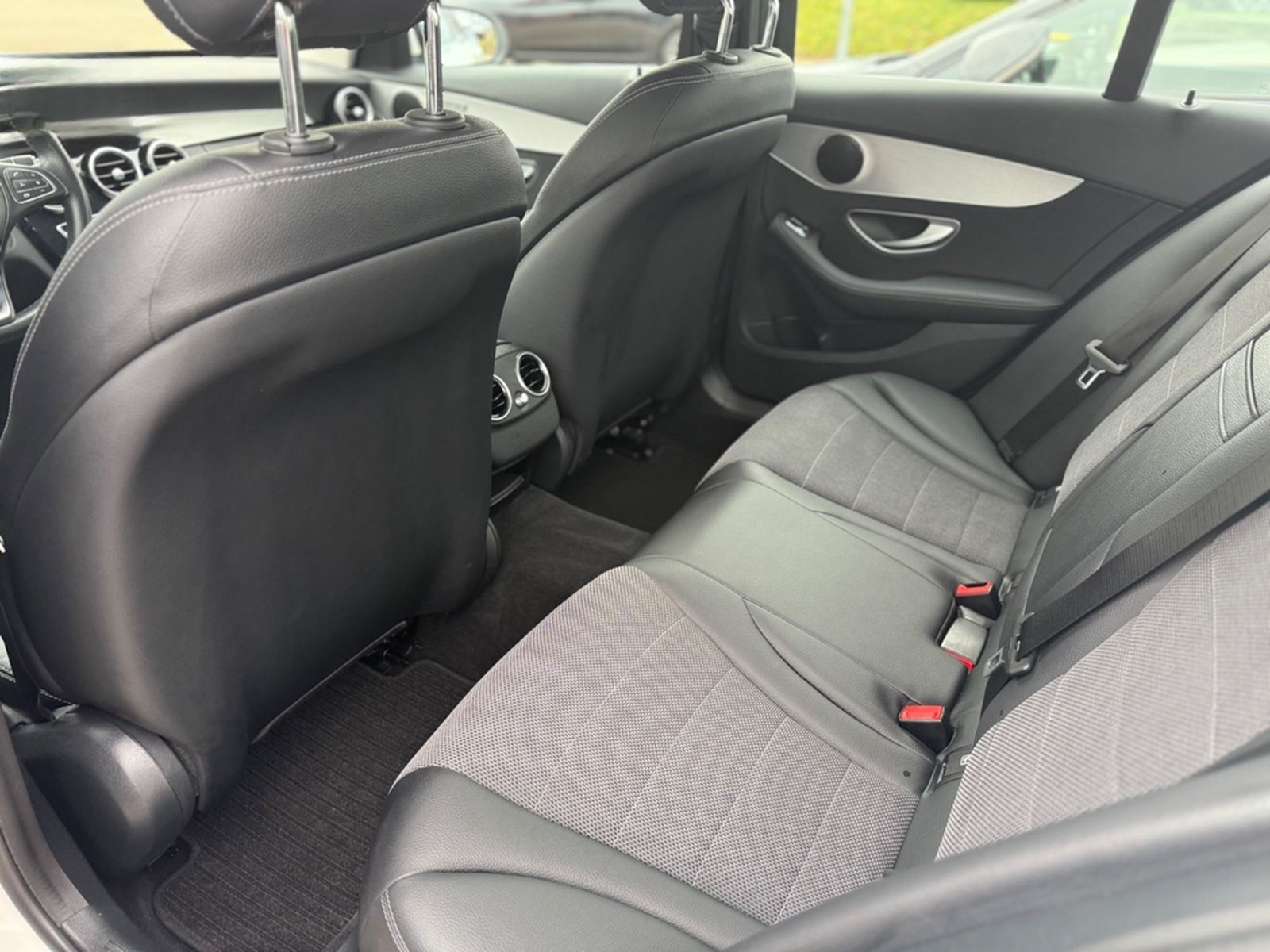 Mercedes-Benz C 200 Limousine *LED*NAVI*SHZ*TEMPOMAT* foto 26