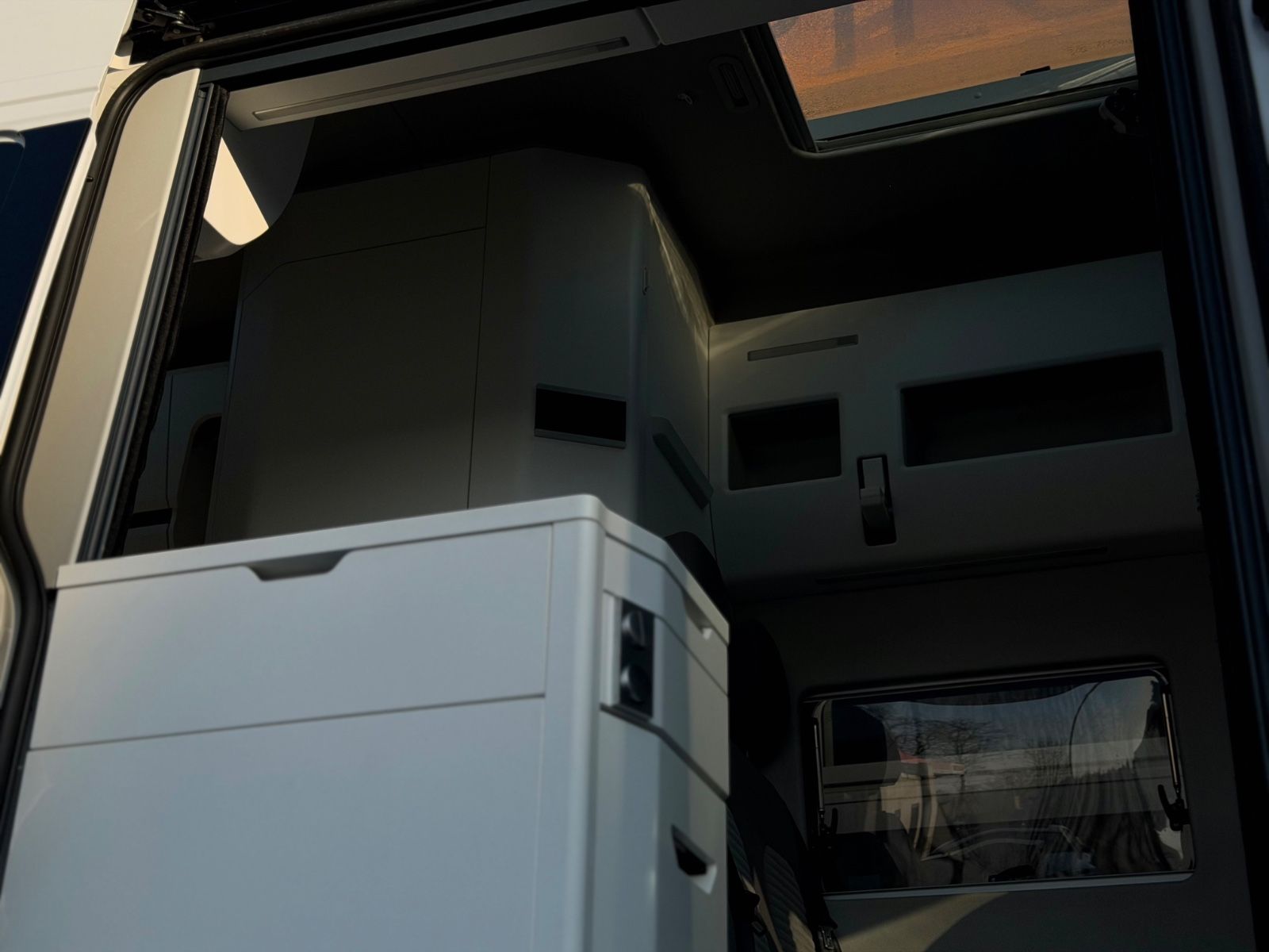 Volkswagen Crafter Grand California*Autom*Kam*Shz*Temp*Ahk foto 24