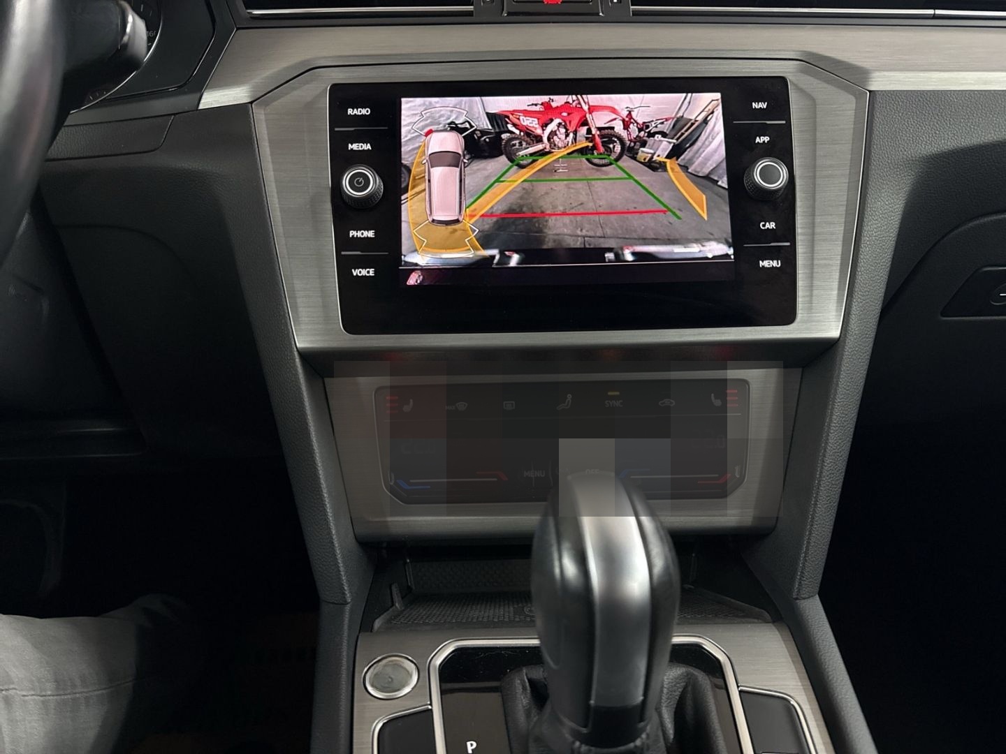 Volkswagen Passat 2.0TDI DSG Navi LED Kamera CarPlay ACC foto 15