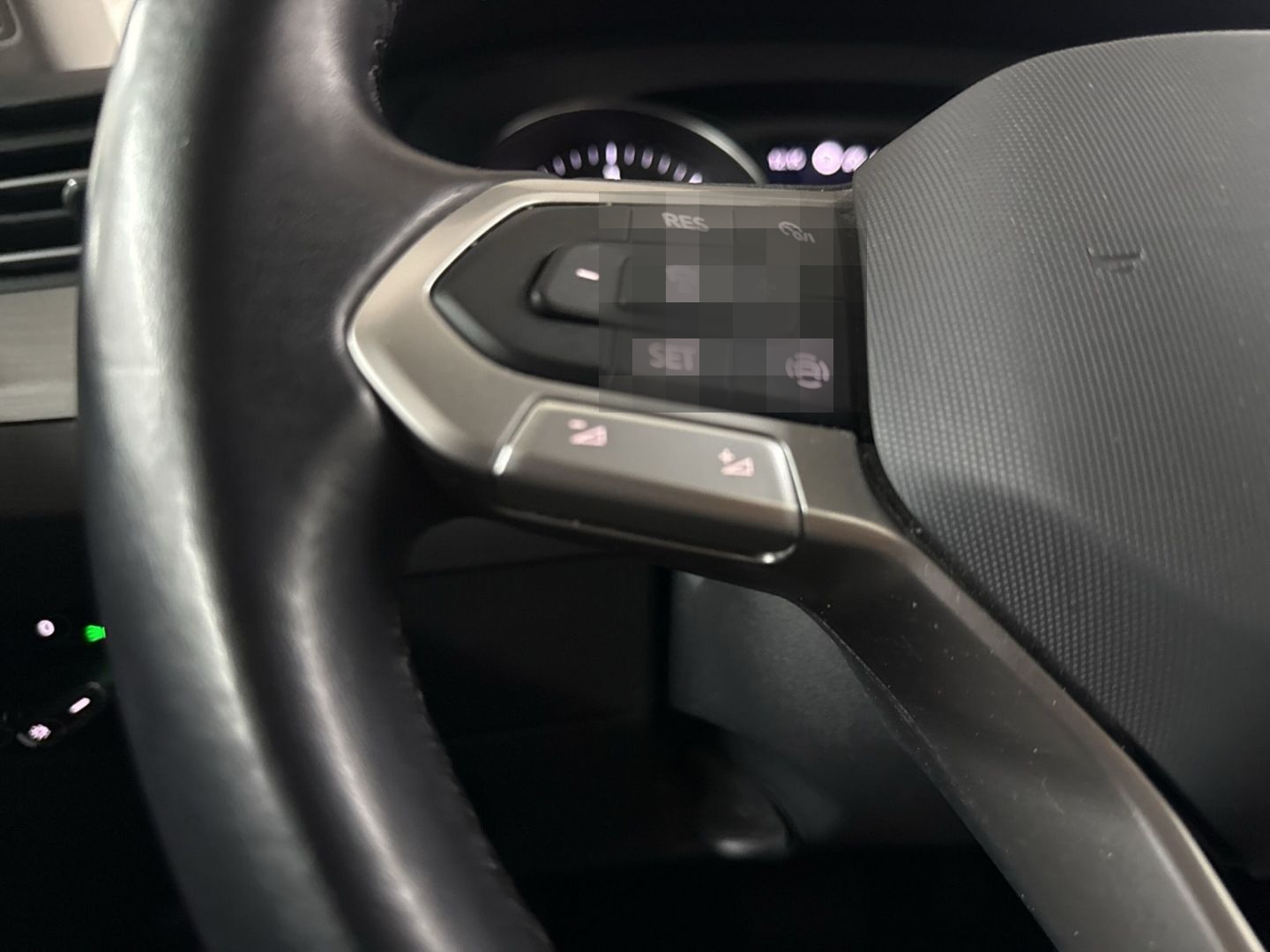 Volkswagen Passat 2.0TDI DSG Navi LED Kamera CarPlay ACC foto 23