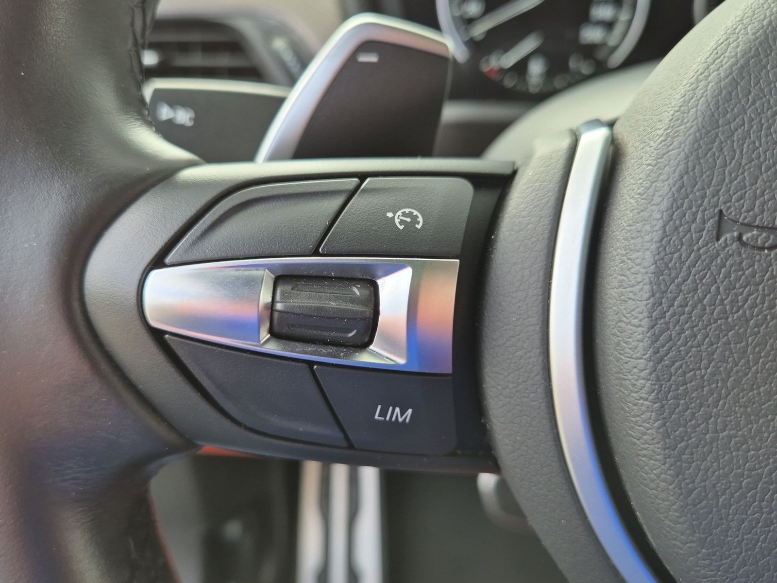 BMW X2 M35i ///M-Sitze PanoSD HiF H-K HUD foto 21