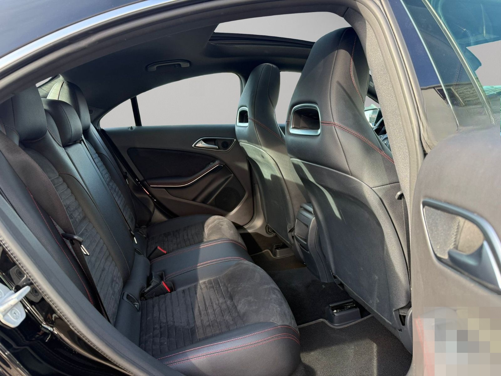 Mercedes-Benz CLA 220 4Matic AMG Ambiente Pano Har/Kard Kamera foto 11