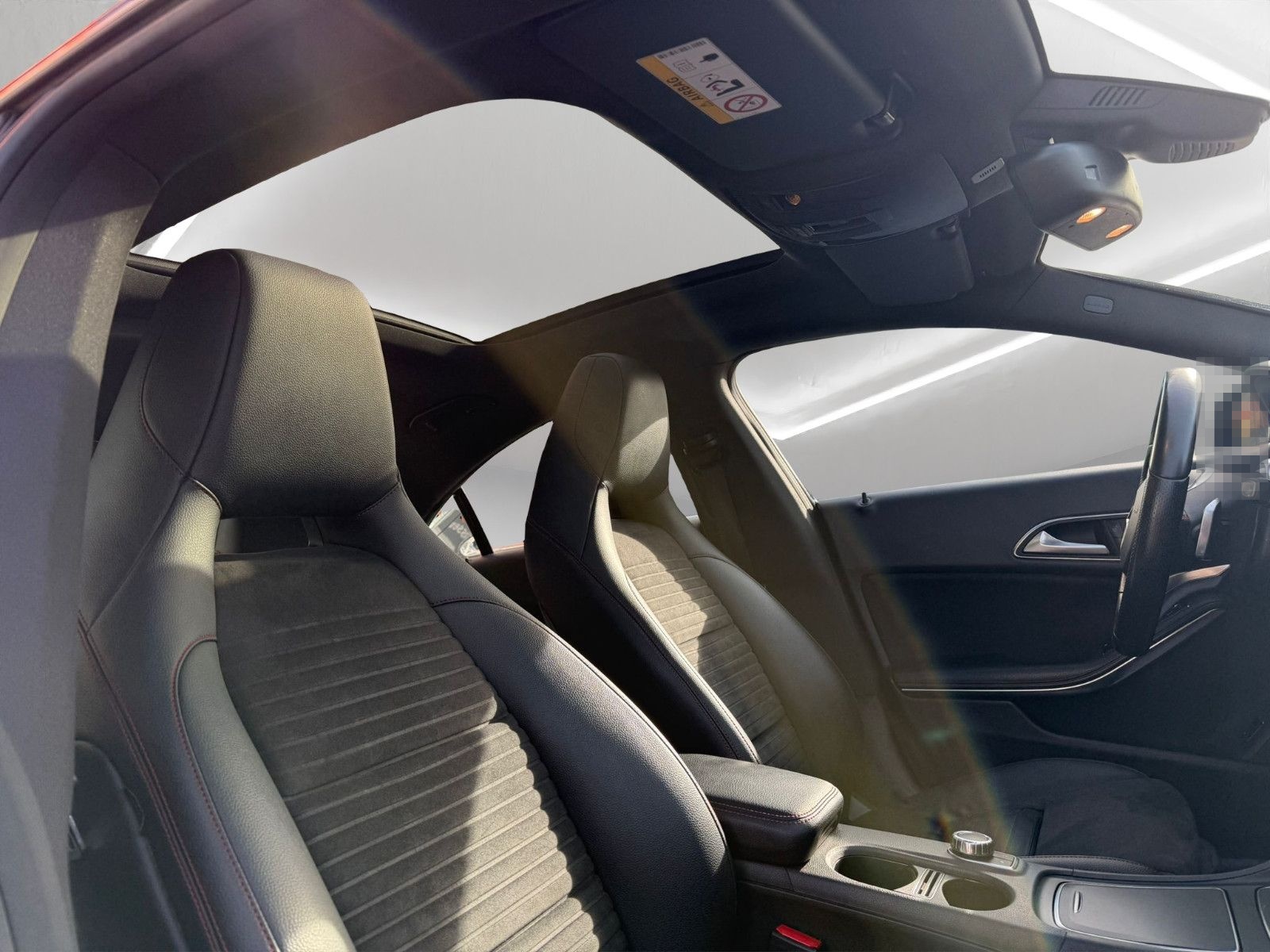 Mercedes-Benz CLA 220 4Matic AMG Ambiente Pano Har/Kard Kamera foto 20