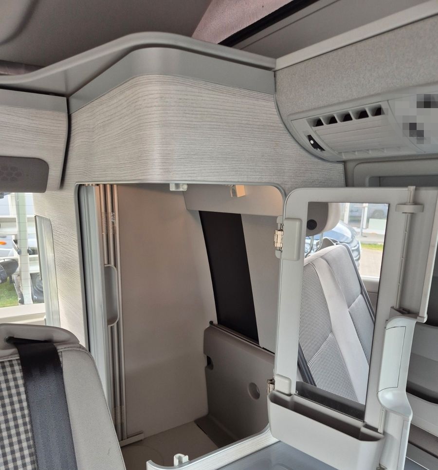 Volkswagen T6 California Coast, foto 13