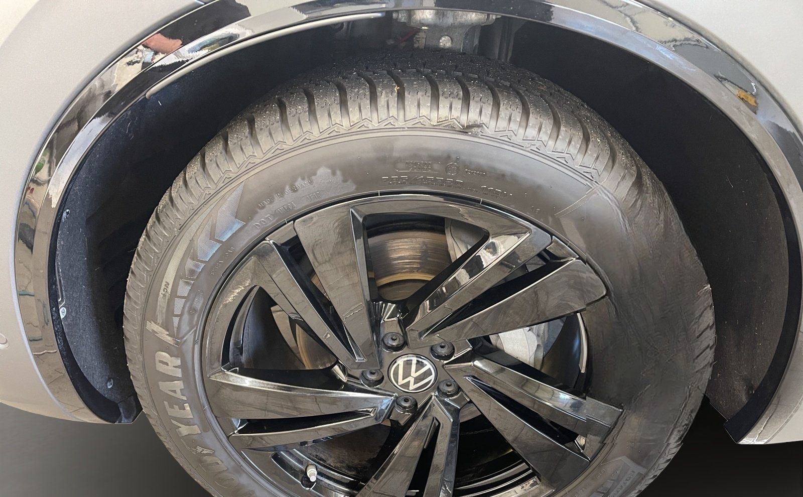 Volkswagen Touareg 3.0 V6 TDI 4Motion W R-Line NaviPro Pano foto 7