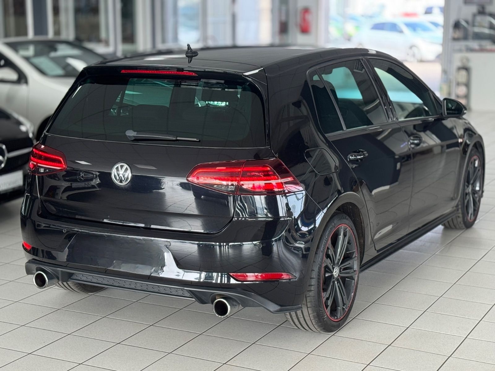 Volkswagen Golf VII Lim. GTI Performance /LED/virtual foto 6