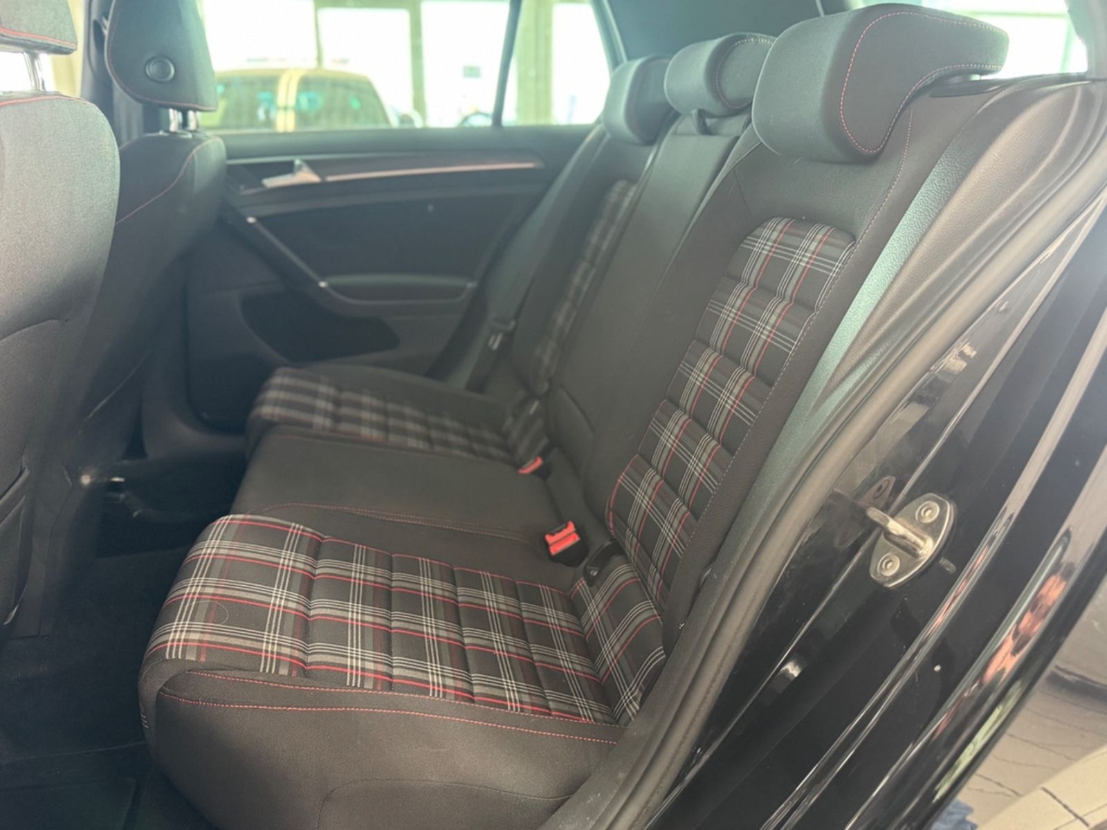 Volkswagen Golf VII Lim. GTI Performance /LED/virtual foto 10