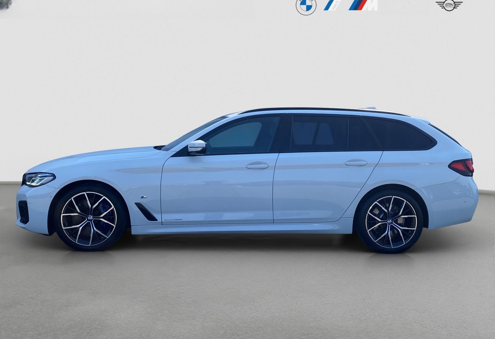 BMW 530d xDrive Touring ///M-Sport Laser AHK HUD foto 3