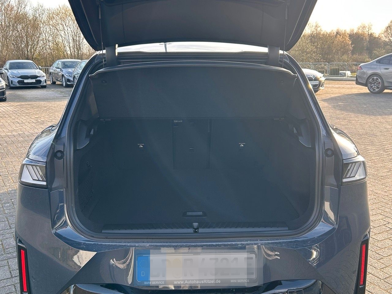 BMW iX3 50 xDrive / AHK / Individual / Autobahn-Ass. foto 10