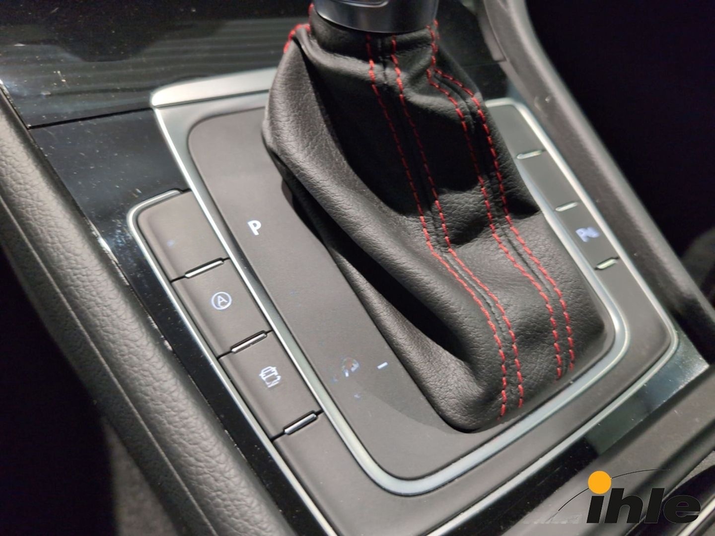 Volkswagen Golf VII 2,0 TSI DSG GTI NAVI+ACC+LED+BLINDSPOT foto 24