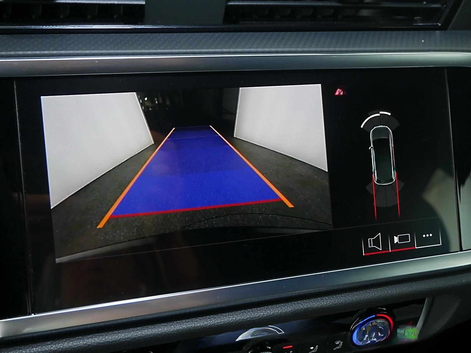 Audi Q3 SUV adv. 35 TFSI S tronic V-Cockpit/R-Kamera foto 8