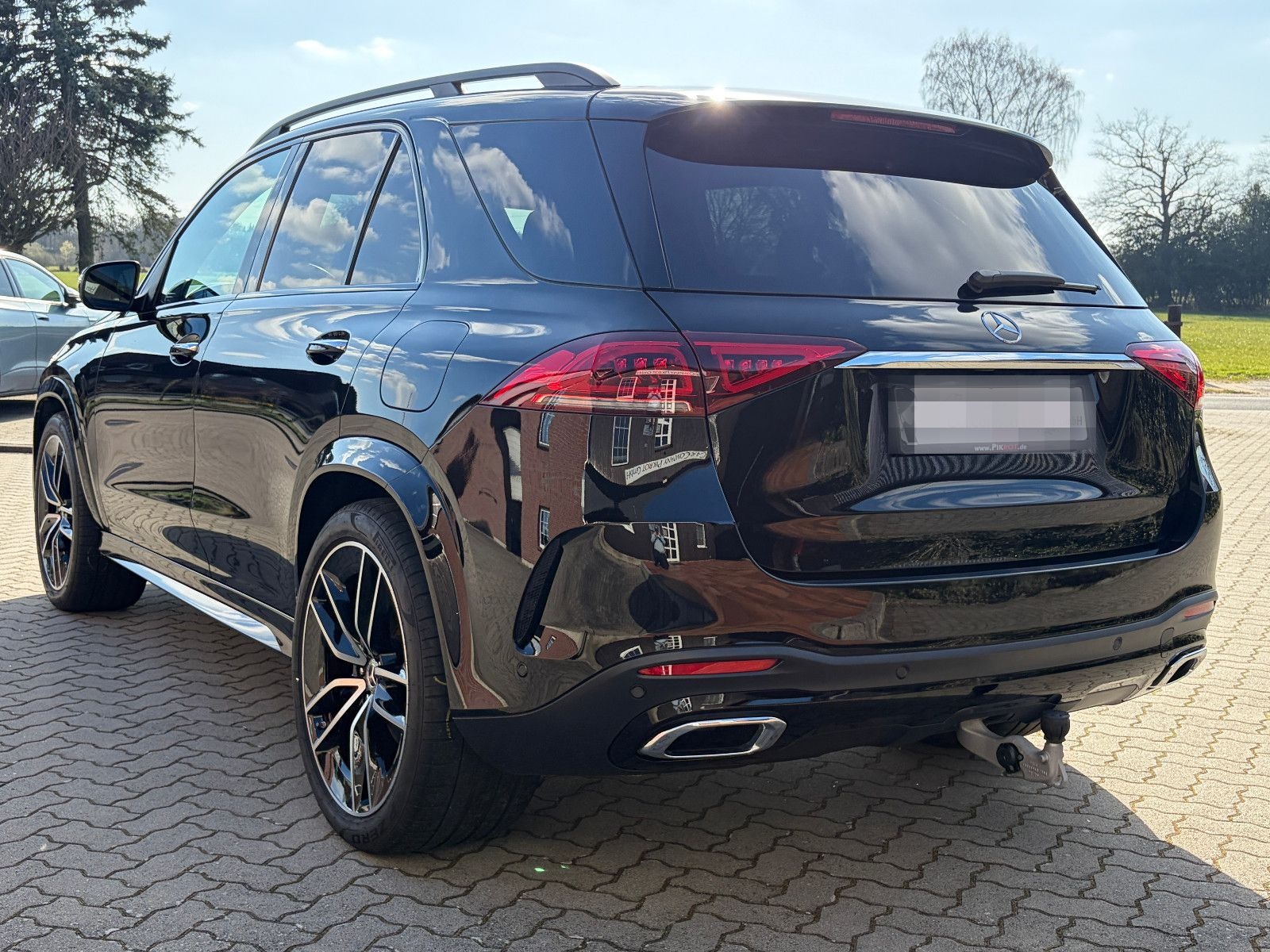 Mercedes-Benz GLE 350 de 4M AMG,22",HEAD,AIR,NIGHT,AHK,PANO foto 4